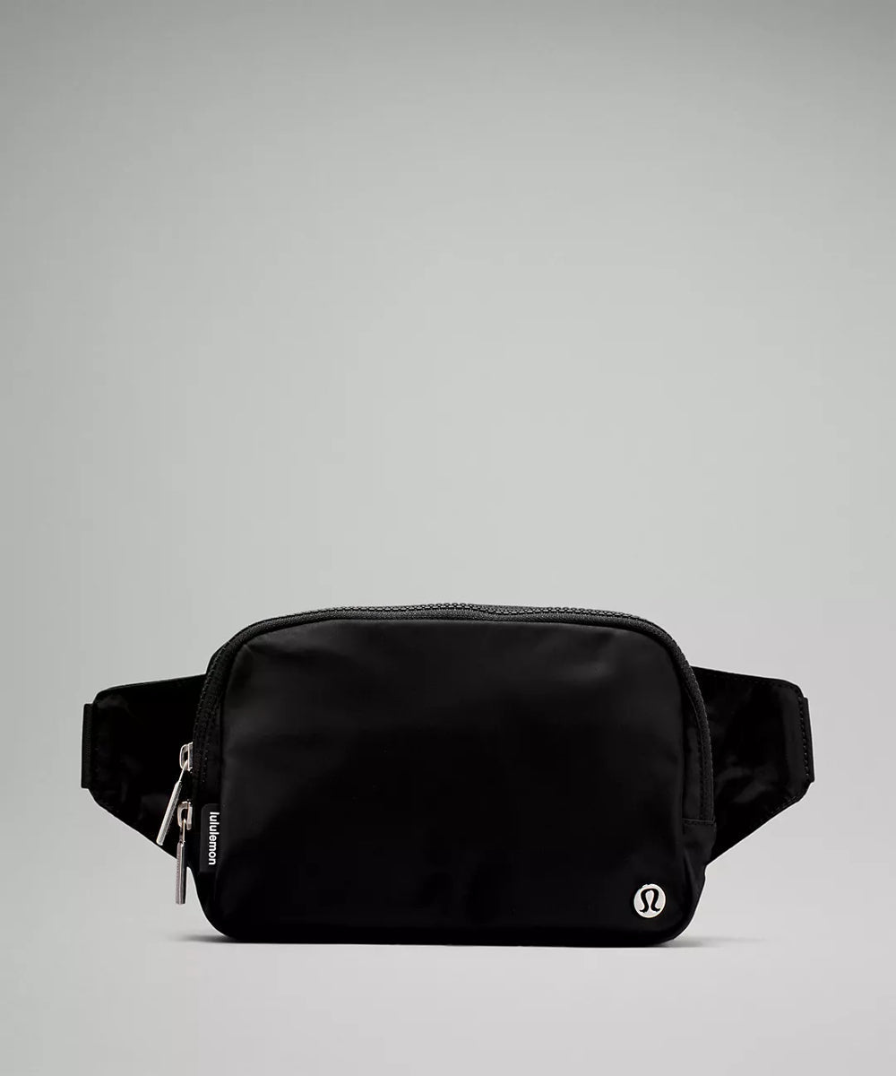 Lululemon Everywhere Beltbag