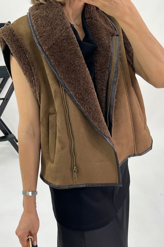 SHEEPSKIN EFFECT VEST