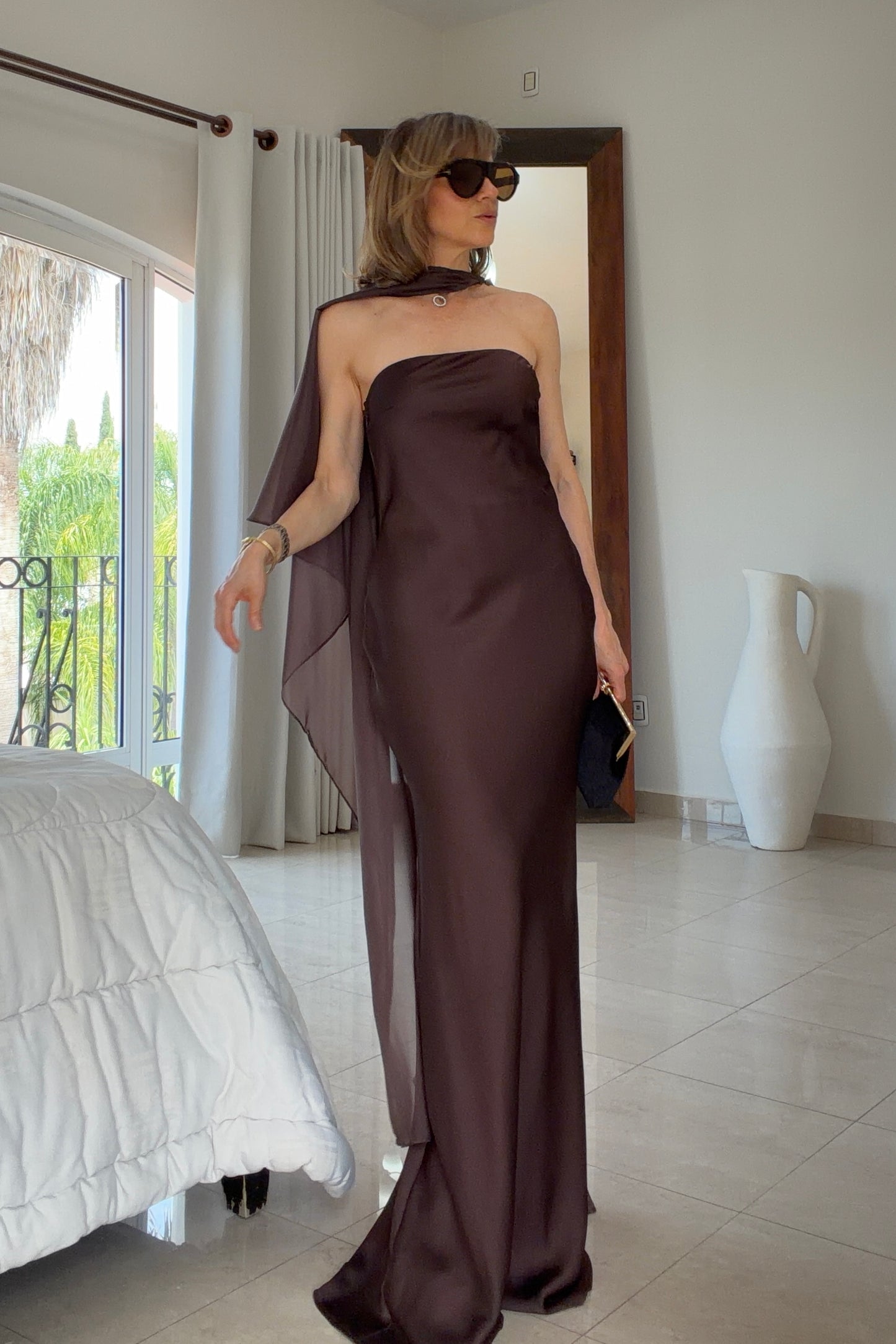 VESTIDO CAPA