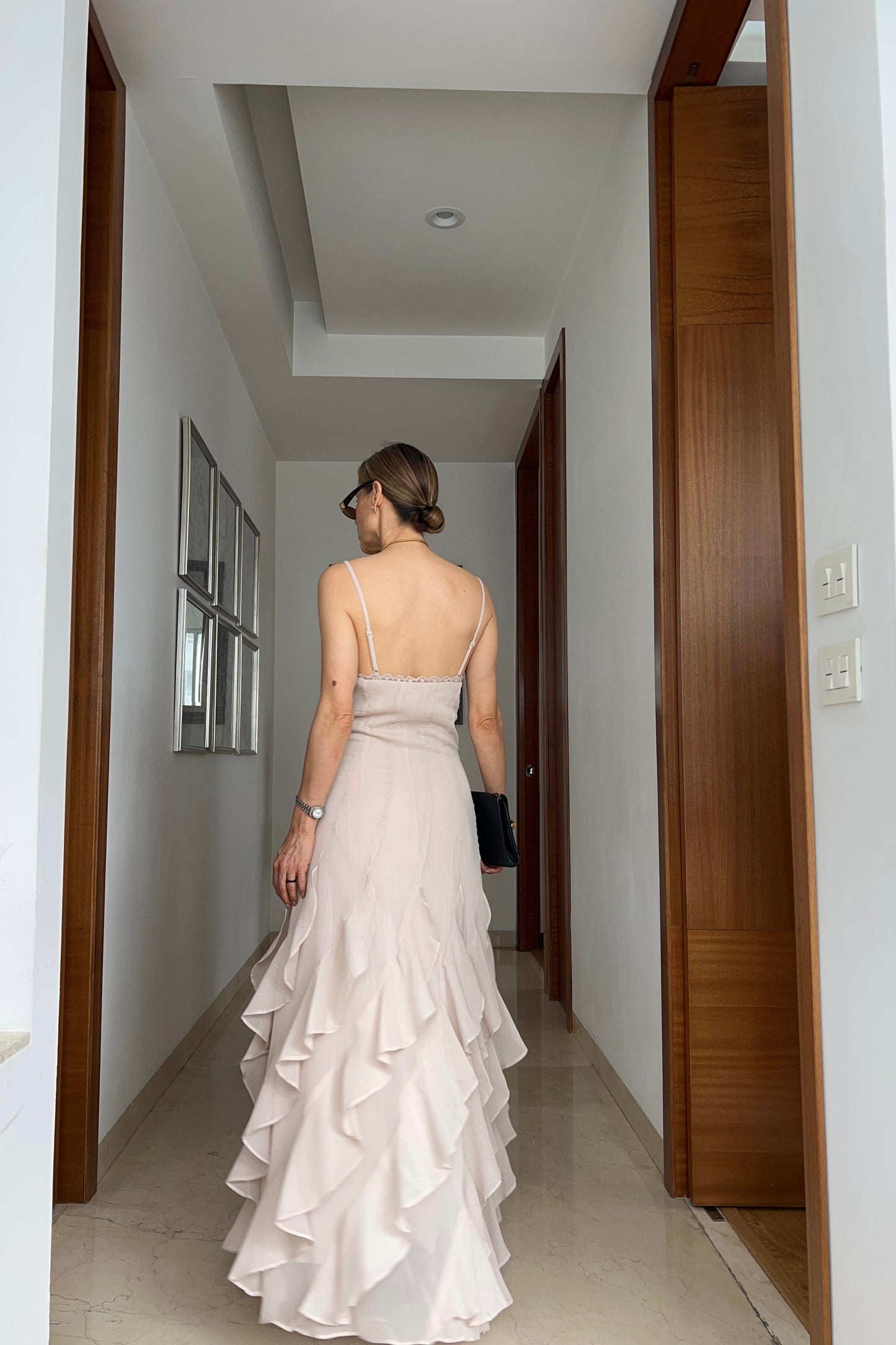 VESTIDO DETALLE OLANES