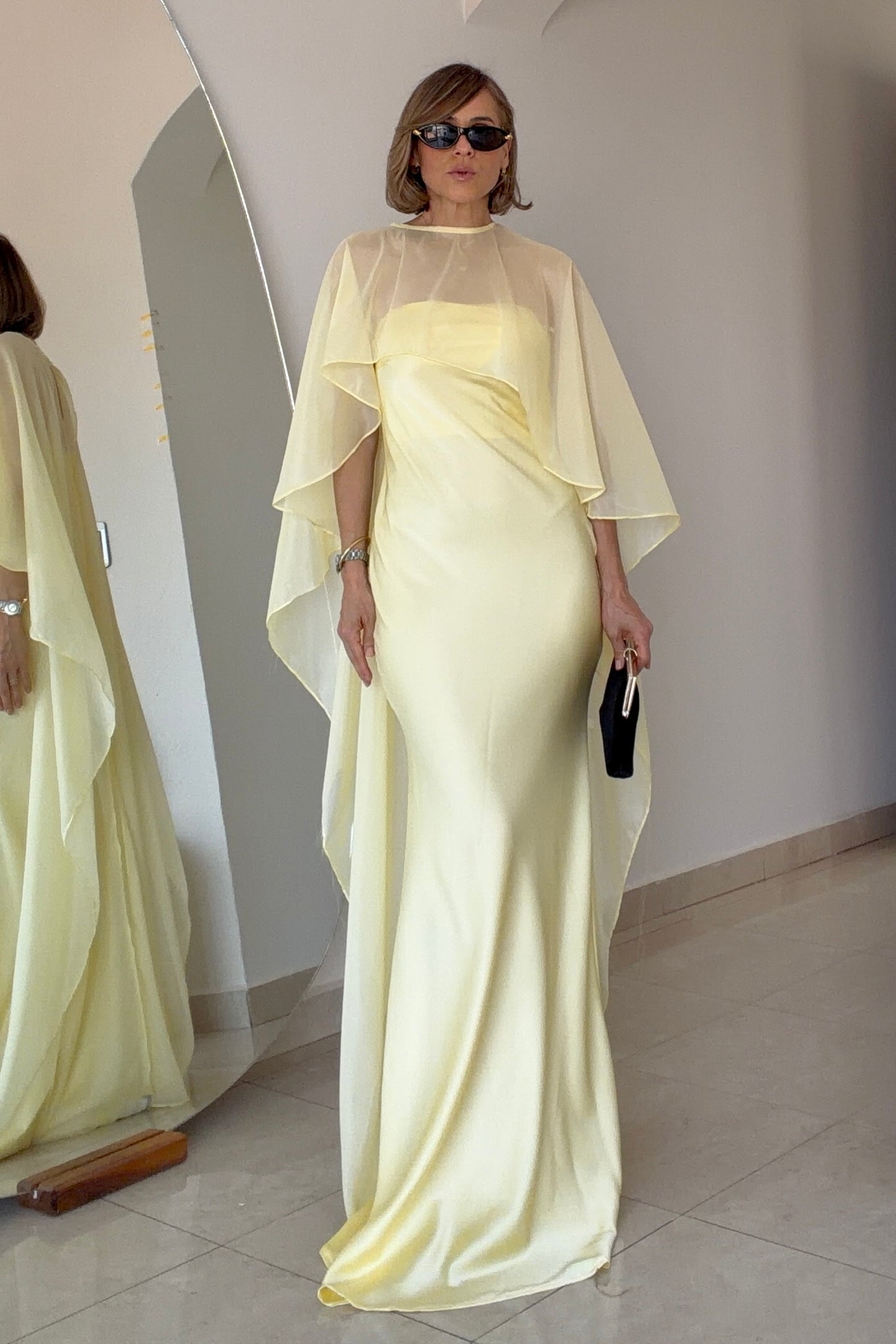 VESTIDO CAPA
