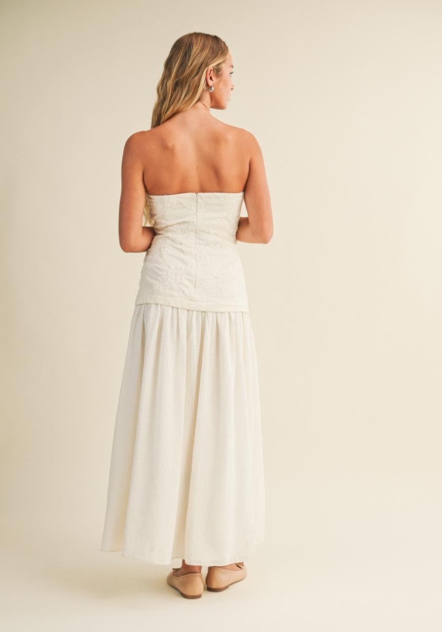 VESTIDO DISEÑO RESALTADO