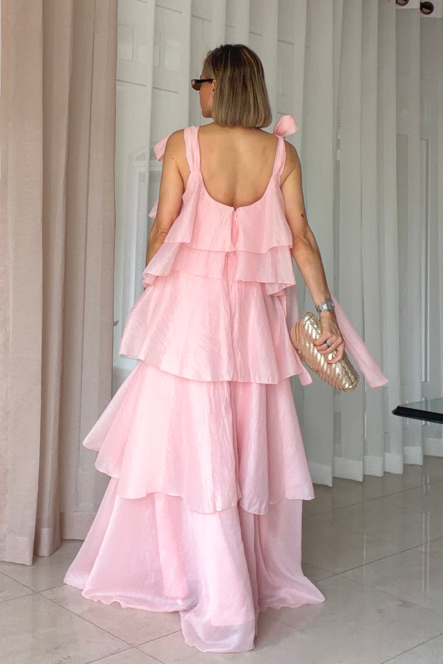VESTIDO ANUDADO HOMBROS