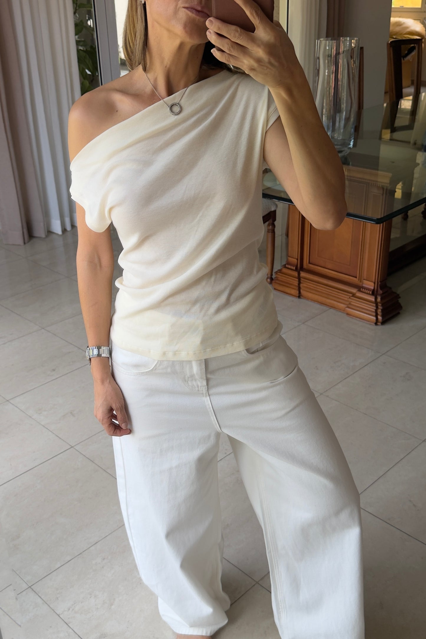 BLUSA HOMBROS IRREGULARES