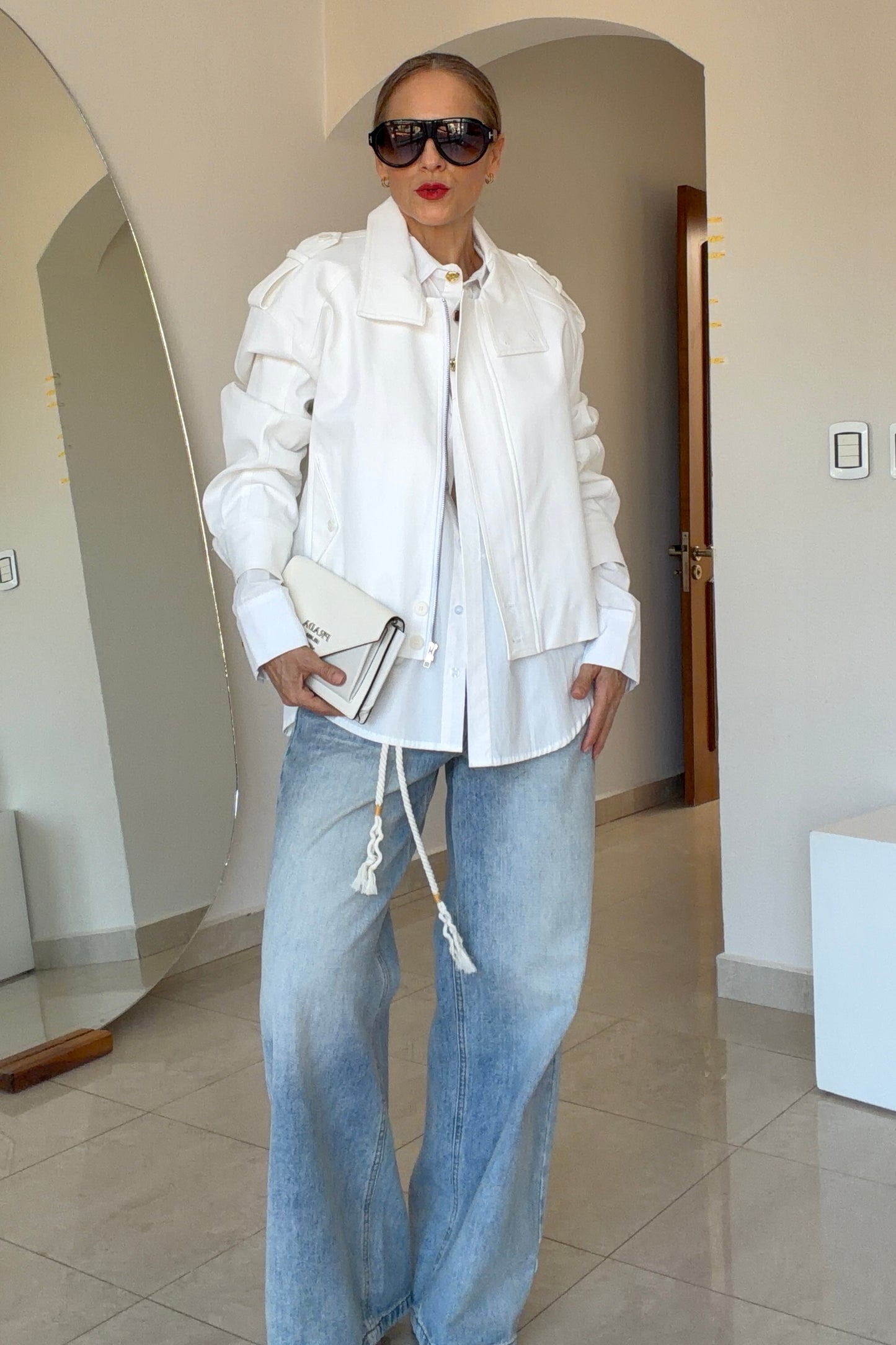 BOMBER JACKET