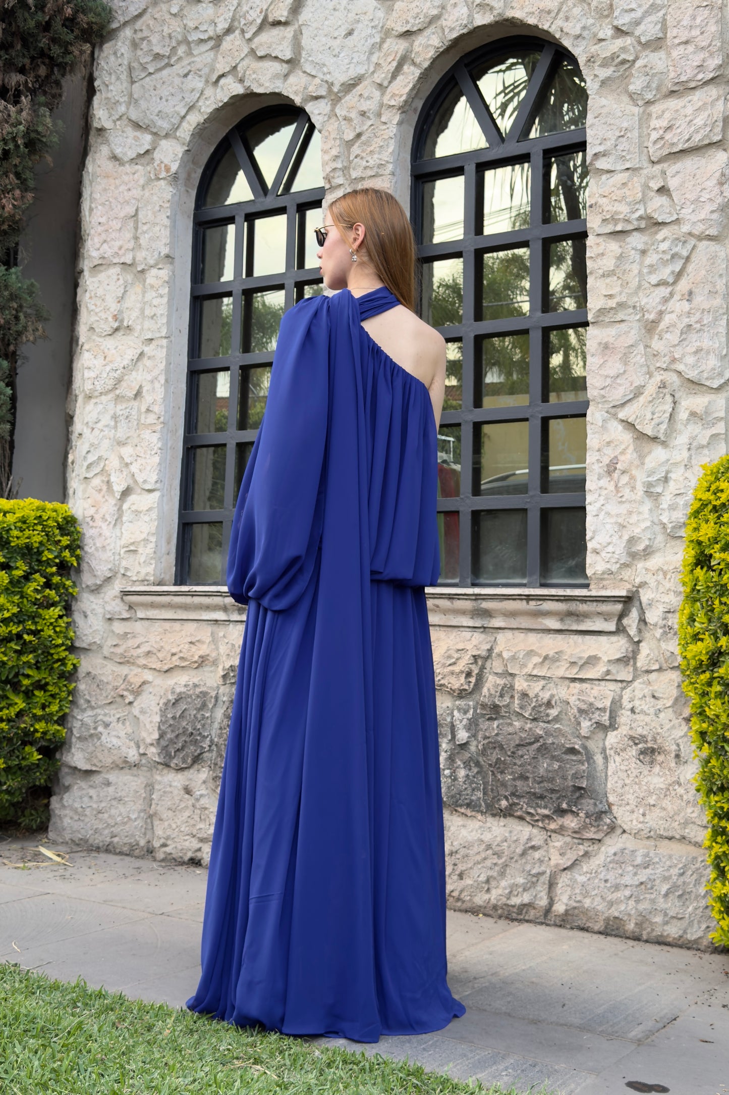 VESTIDO HOMBRO ASIMETRICO