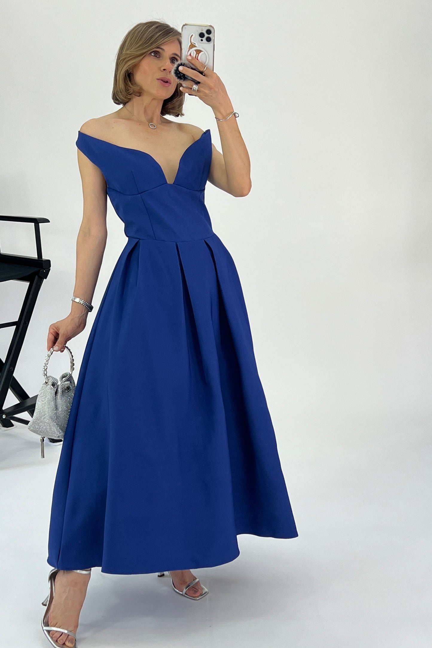 VESTIDO HOMBROS DESCUBIERTOS