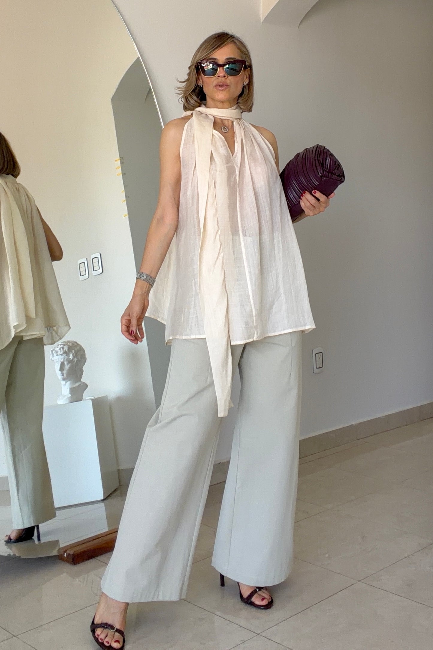 BLUSA DETALLE CUELLO
