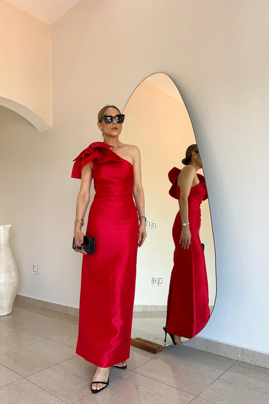 VESTIDO MOÑO EN HOMBRO