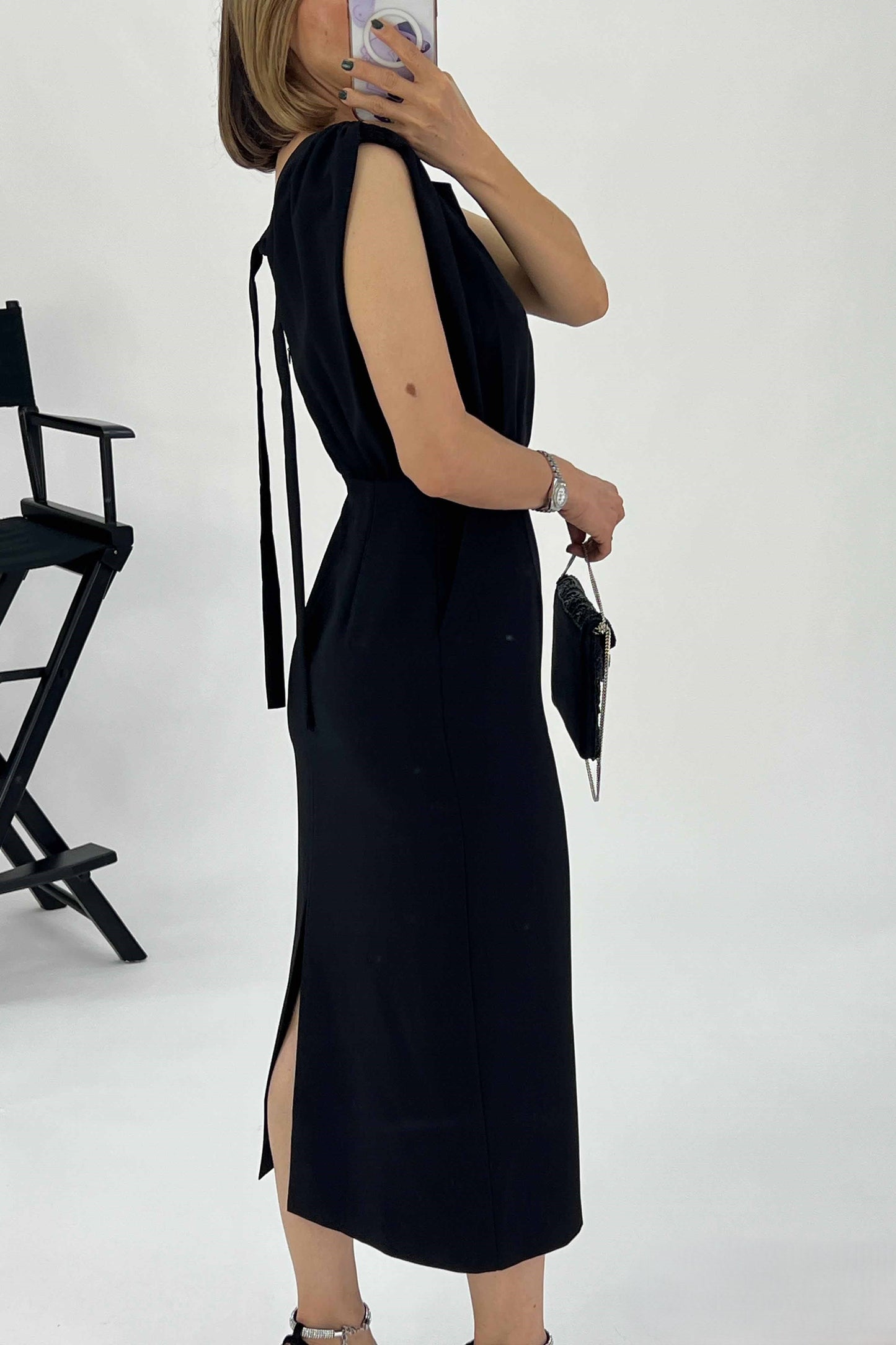 VESTIDO DETALLE HOMBROS