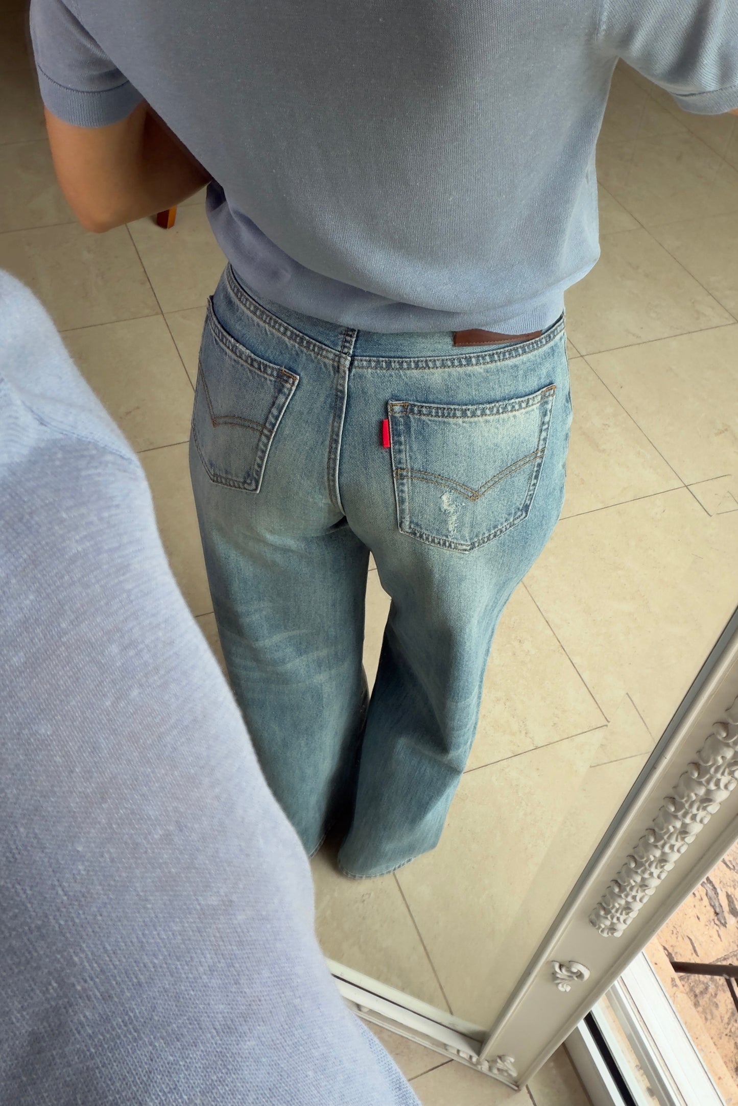 JEANS RIPPED