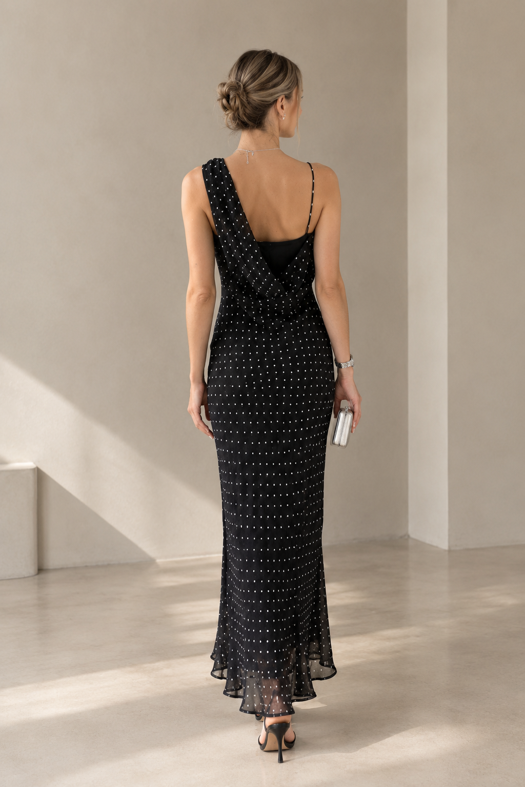 VESTIDO PUNTOS