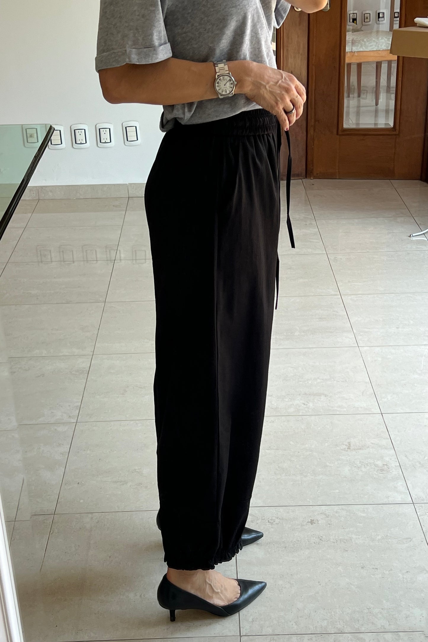 PANTALON DETALLE TOBILLO