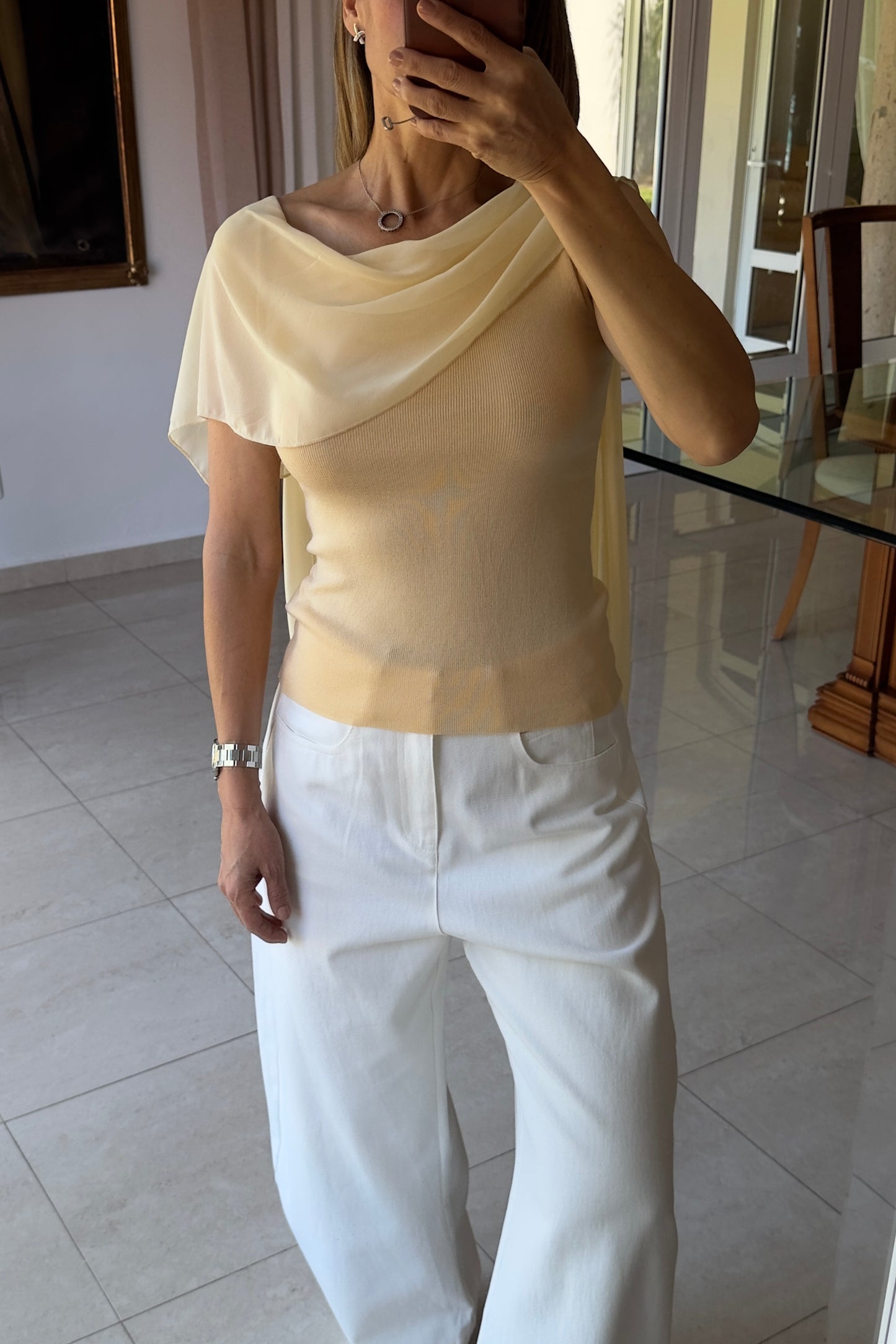 BLUSA DETALLE CAUDA