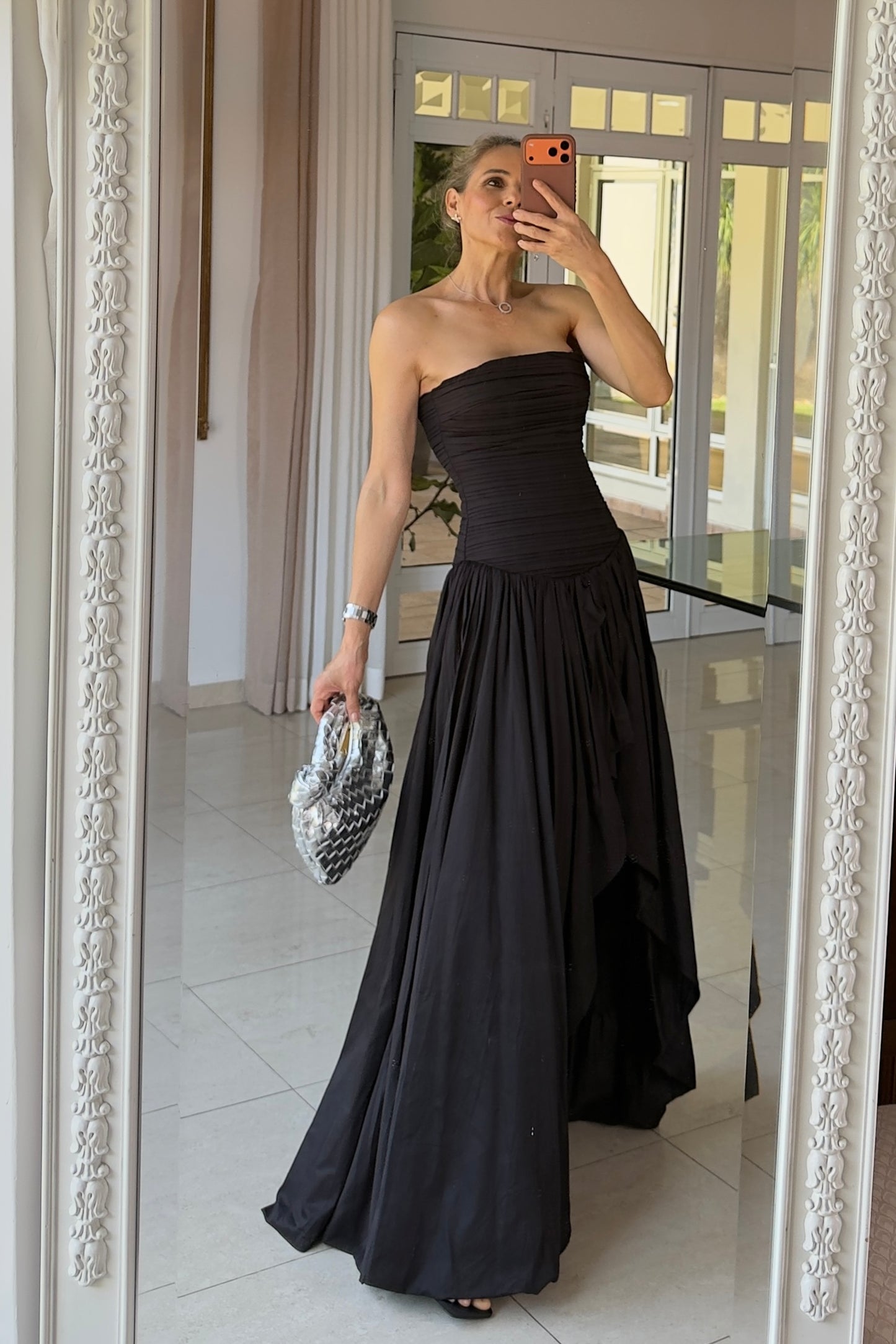 VESTIDO BAJO ASIMETRICO