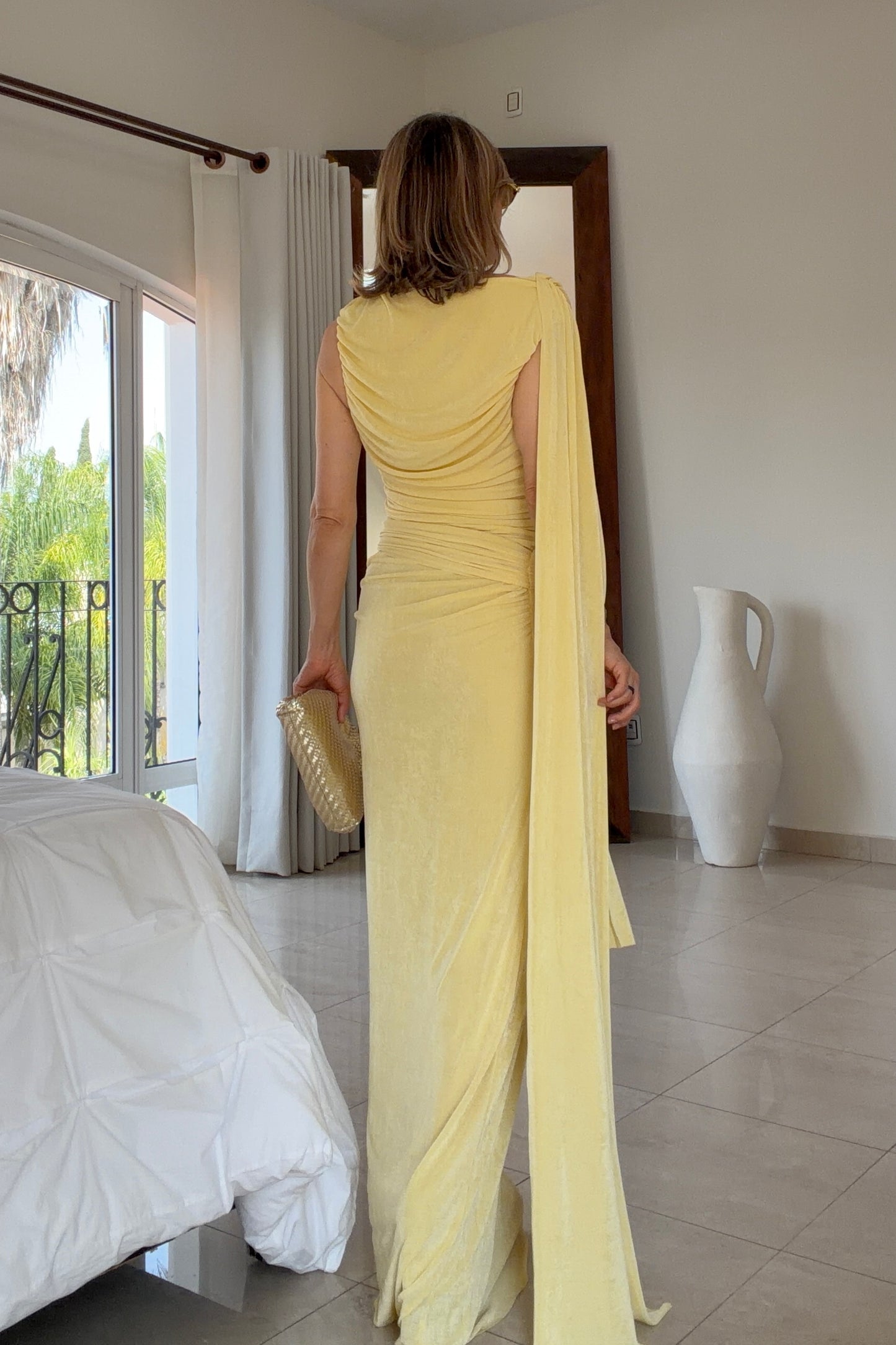 VESTIDO DETALLE HOMBRO