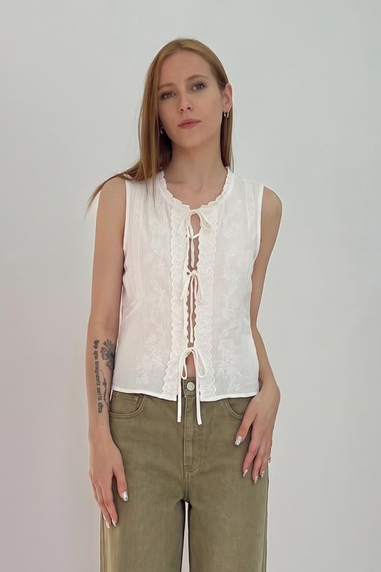 BLUSA ANUDADOS