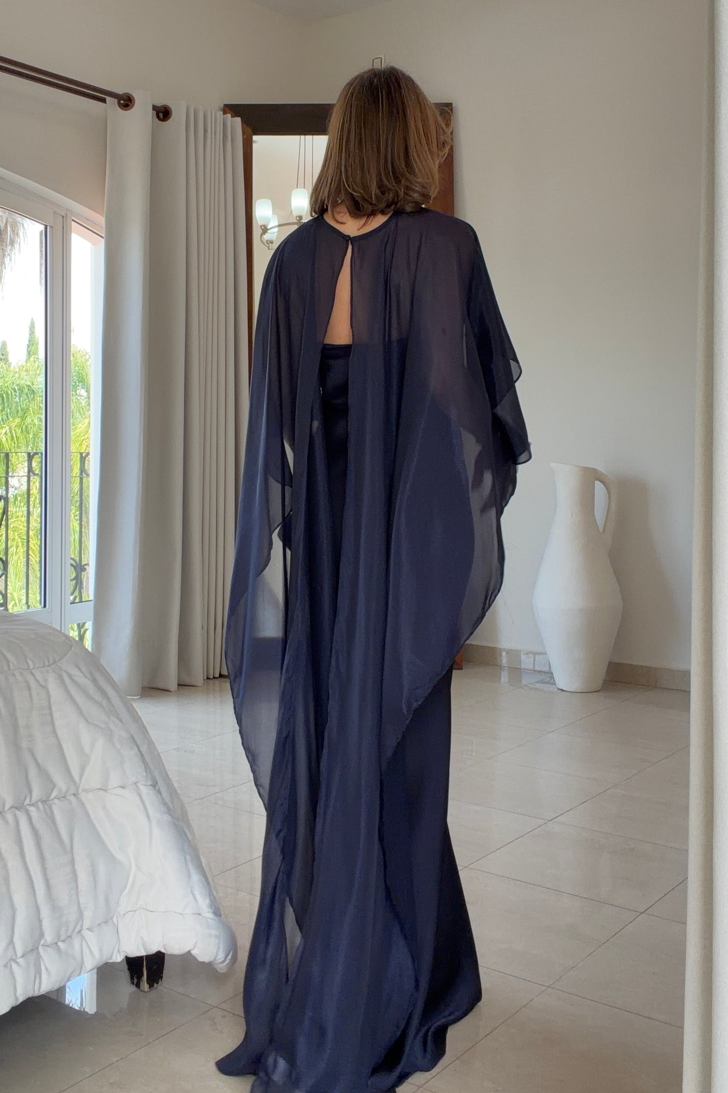 VESTIDO CAPA