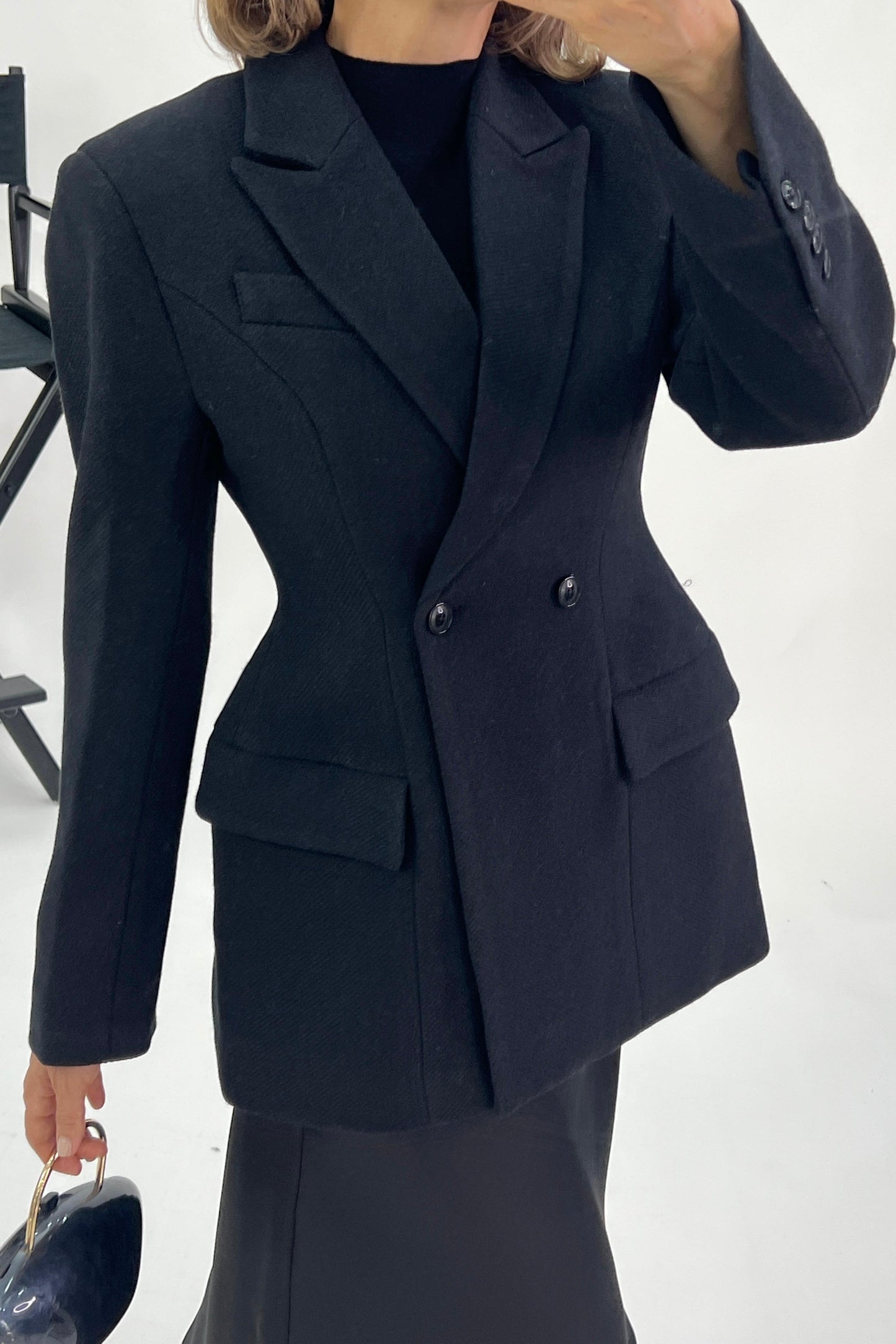 FITTED BUTTON COAT