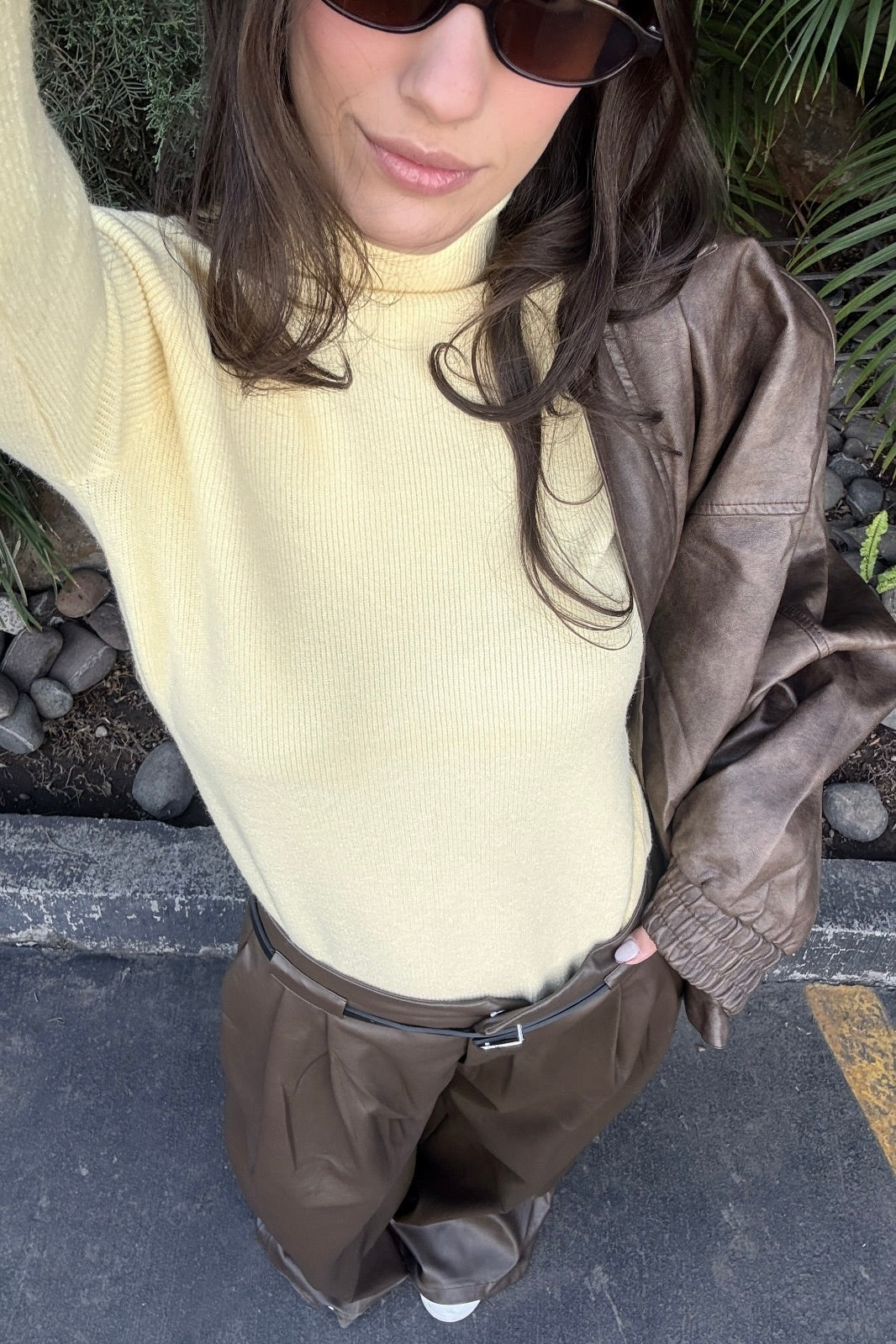BLUSA CUELLO ALTO
