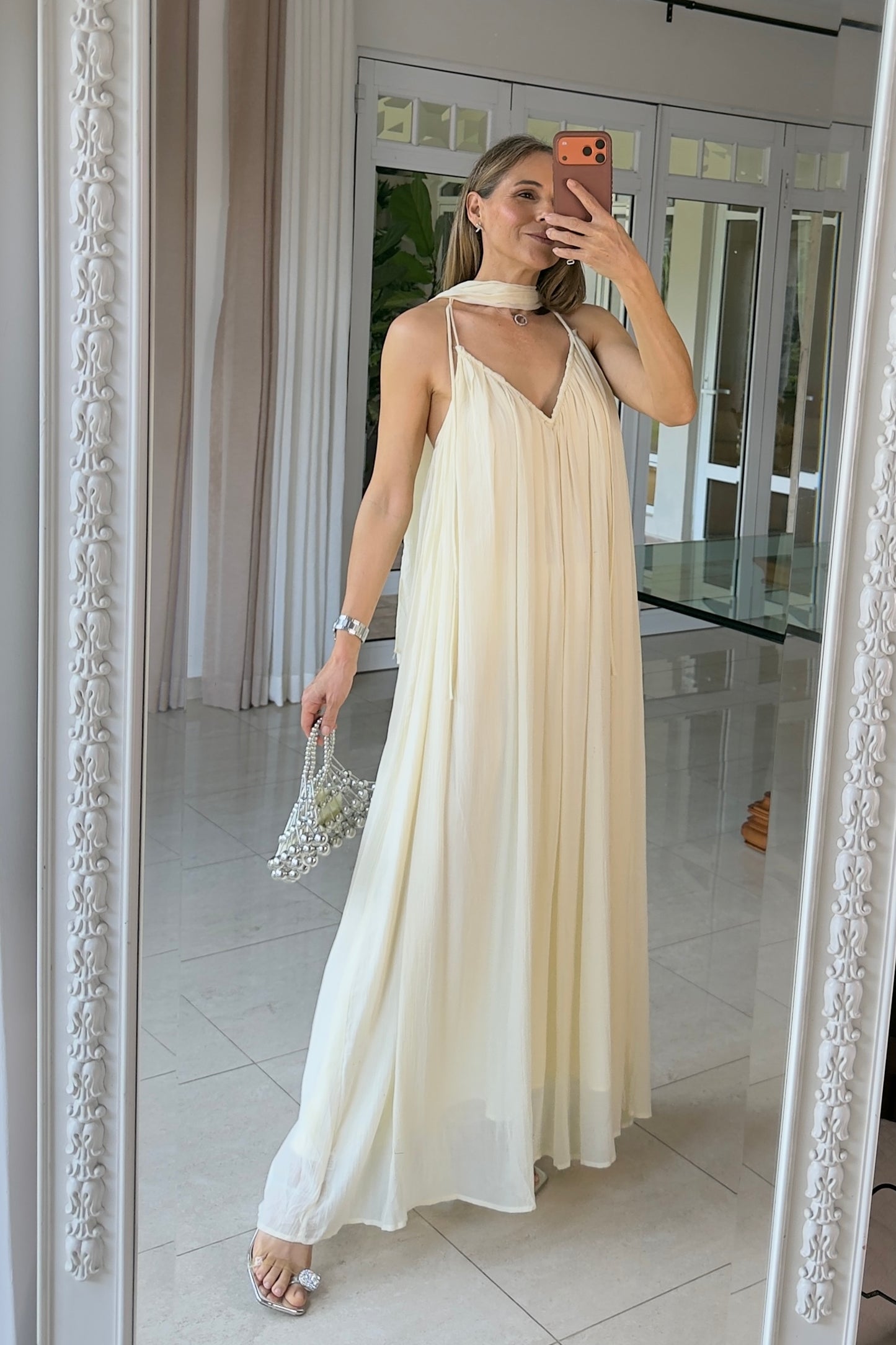 VESTIDO ESCOTE V & CORBATIN