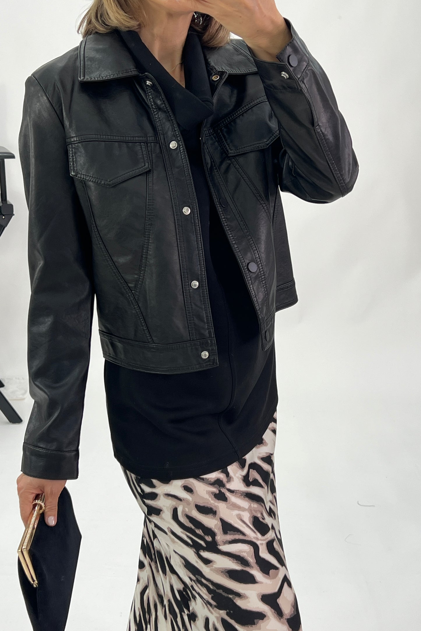 JACKET WITH SLANTED POCKETS