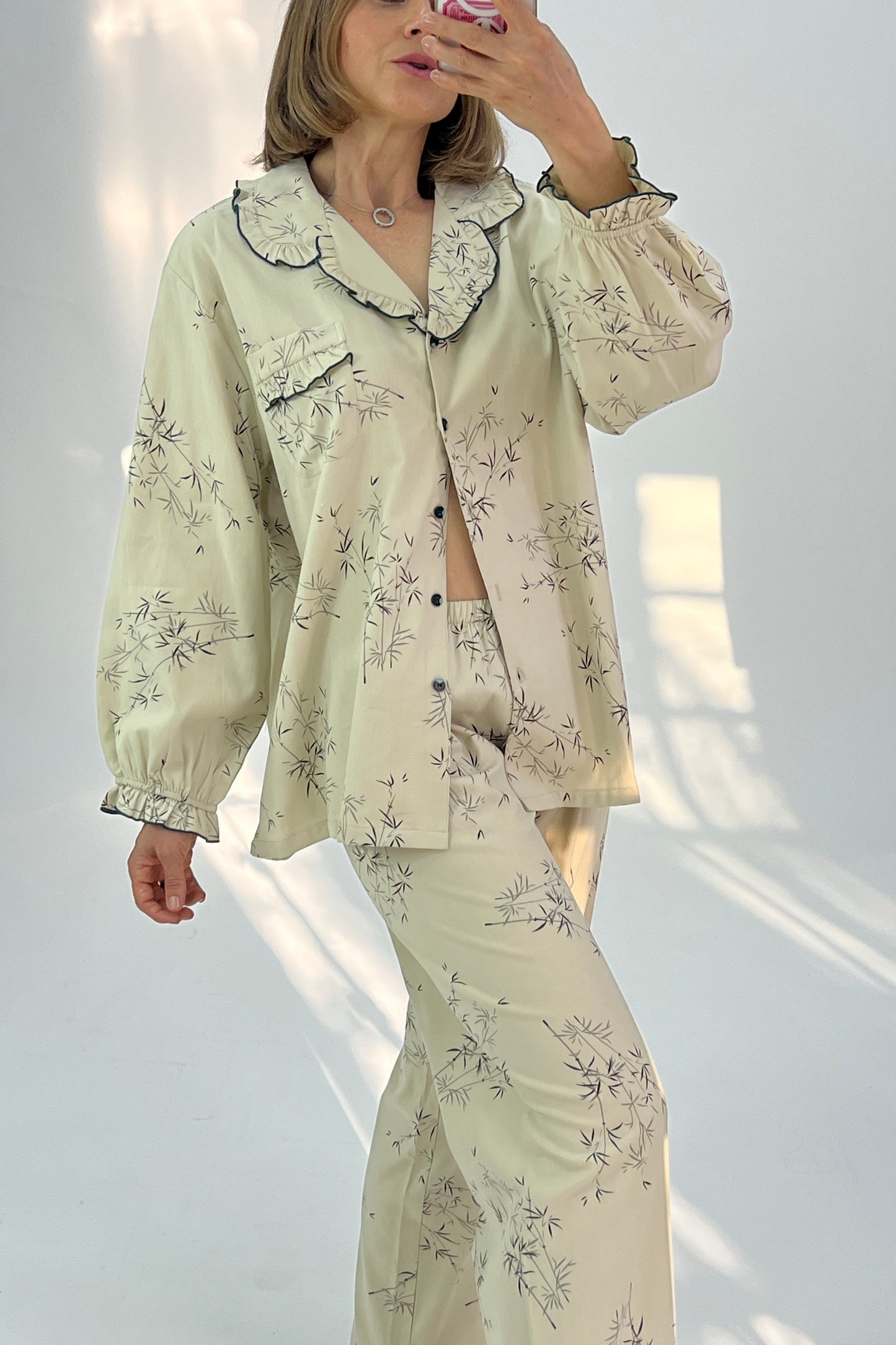 PIJAMA DETALLE SOLAPA