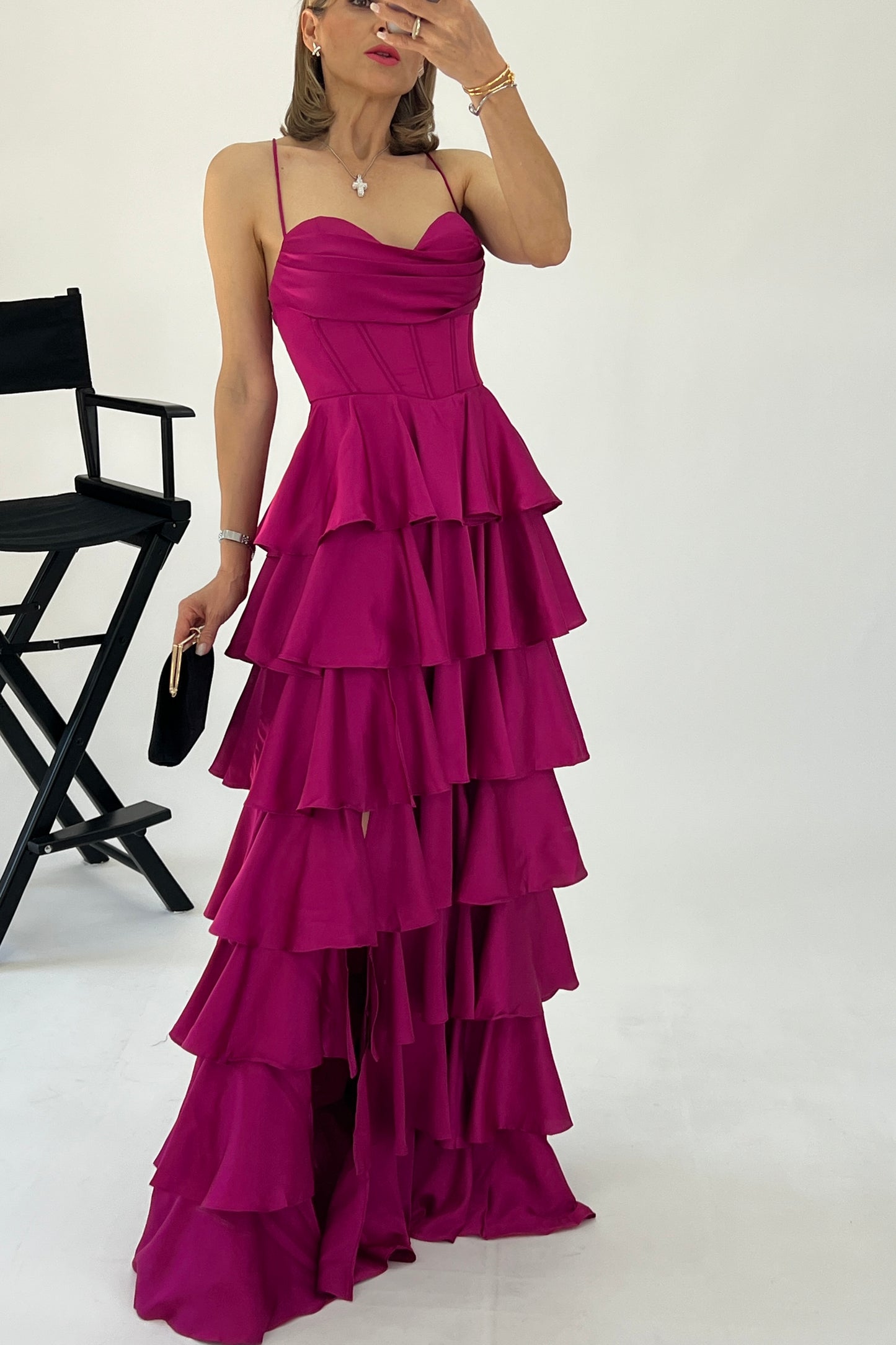 VESTIDO CAPAS OLANES