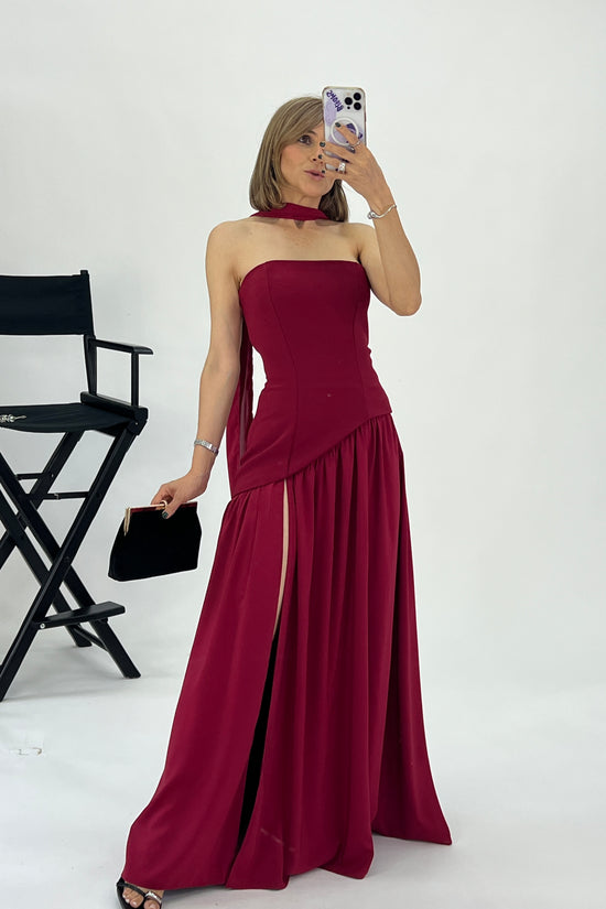 VESTIDO BAJO ABERTURA