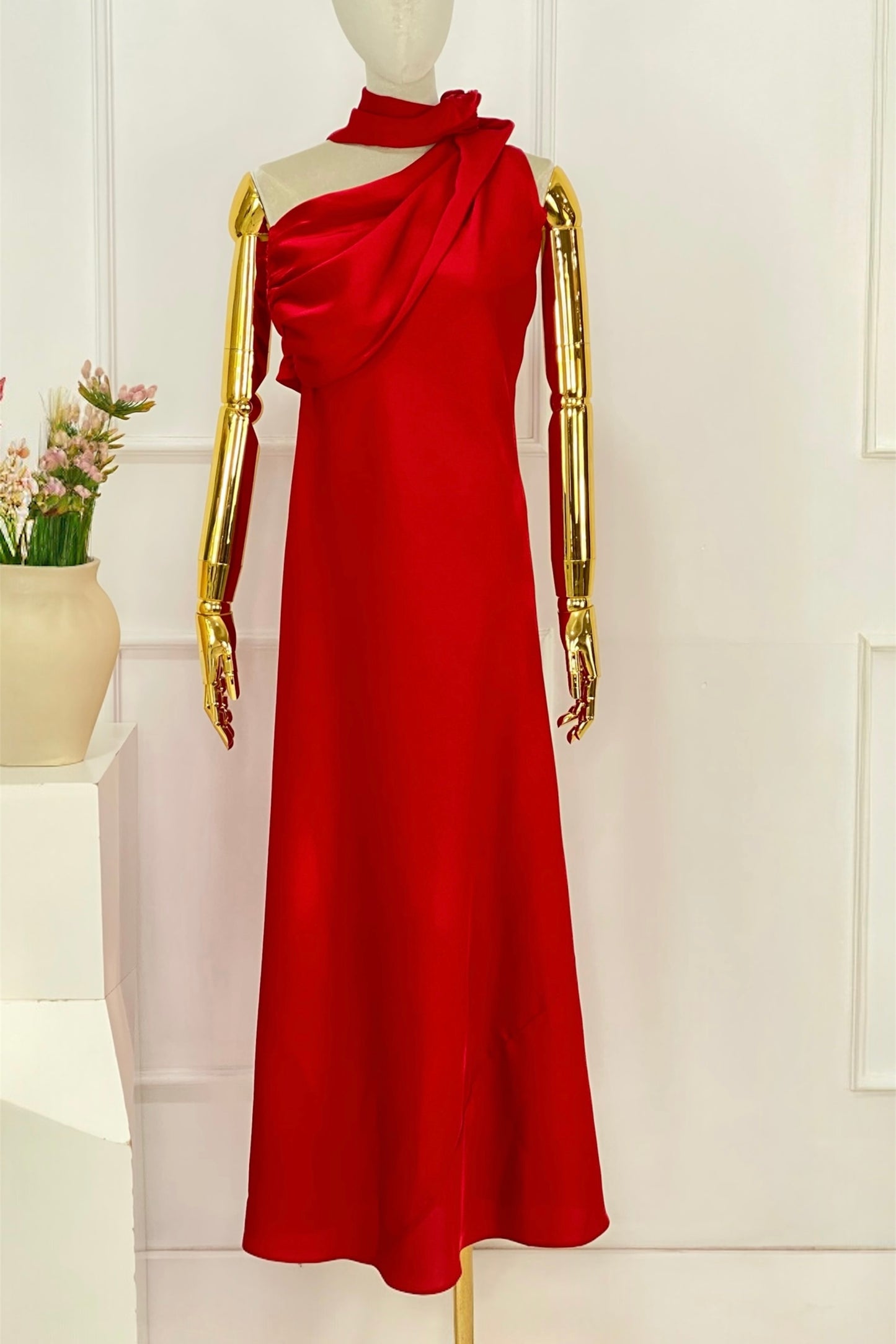 VESTIDO DETALLE CUELLO