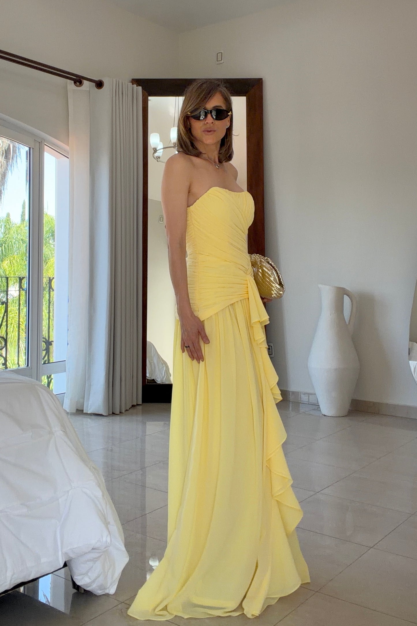VESTIDO ESCAROLA STRAPLESS