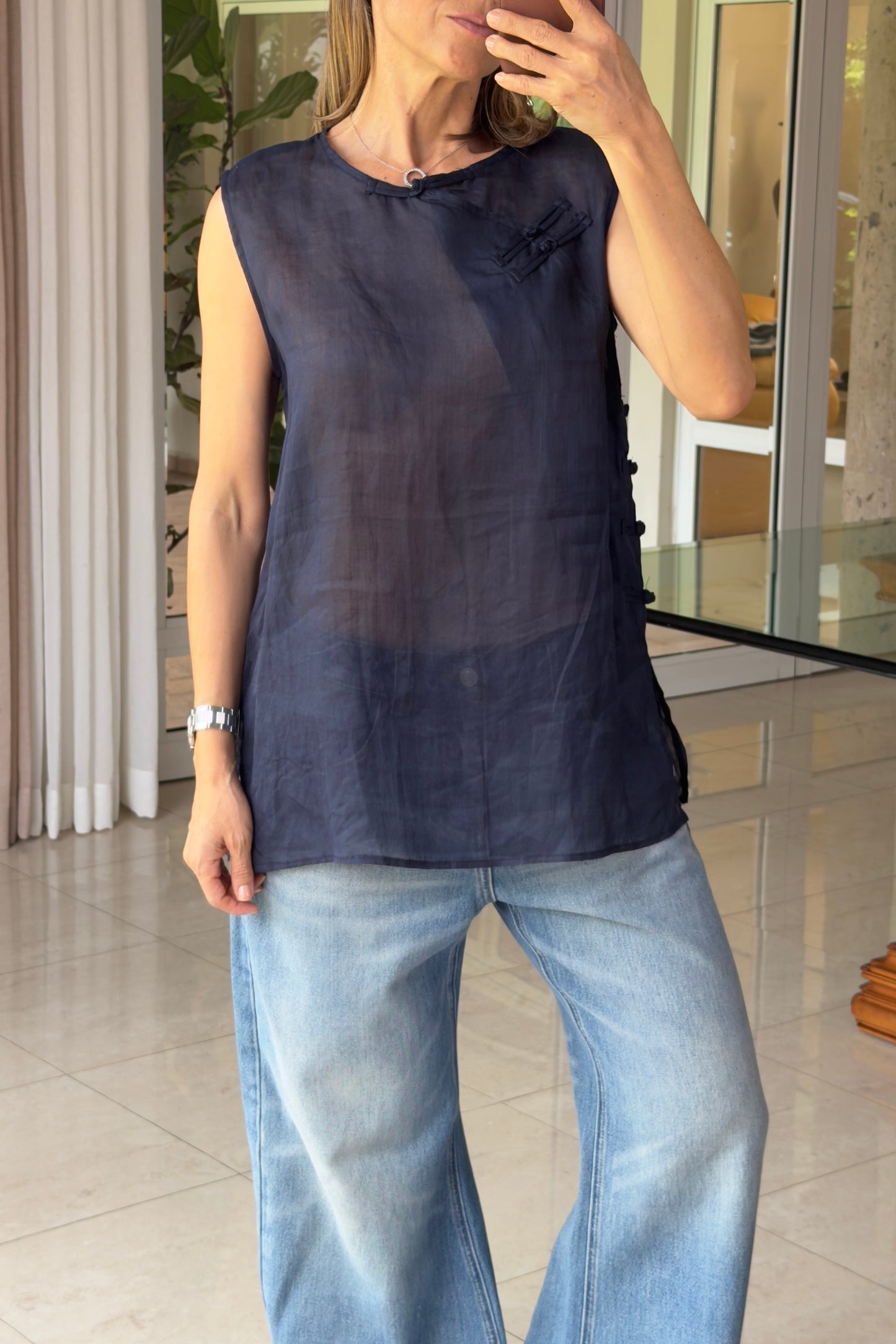 BLUSA DETALLES COSTADOS