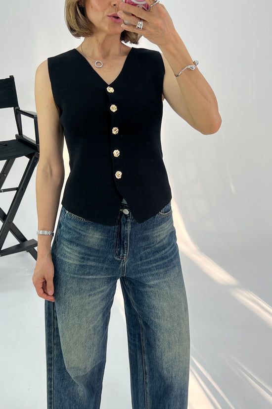 CHALECO BOTONES DORADOS