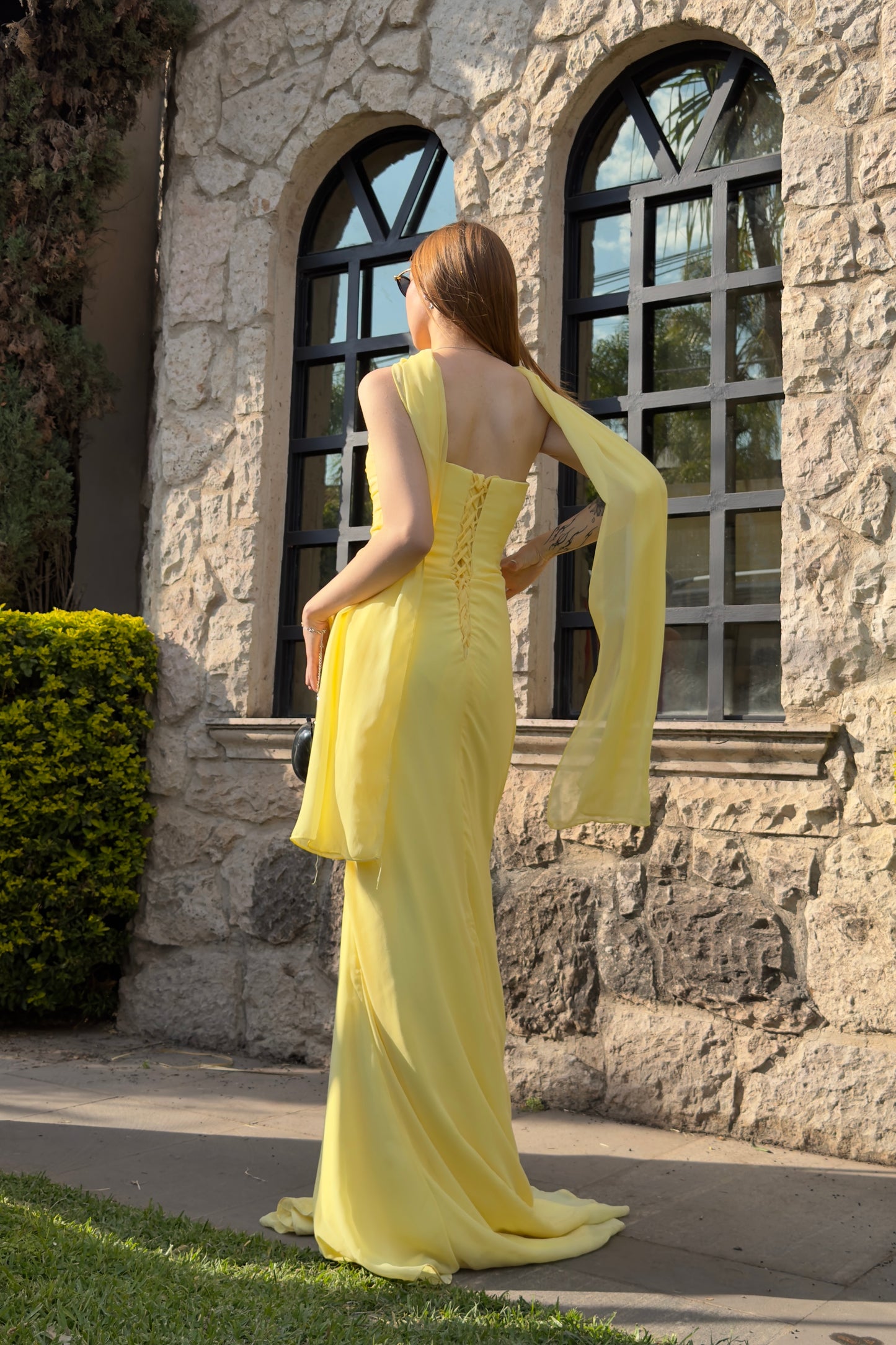 VESTIDO DRAPEADO & CORBATIN