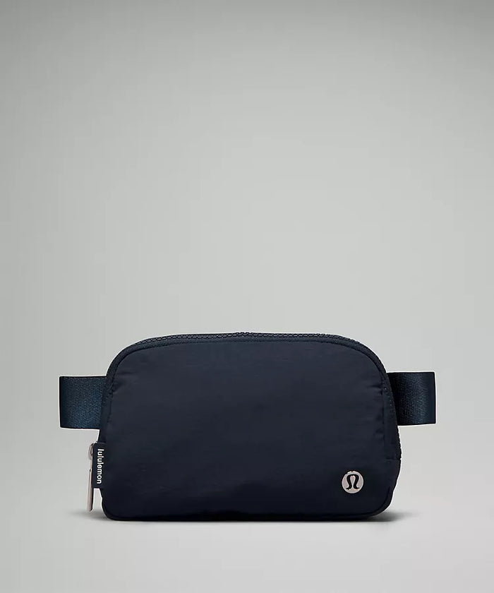 Lululemon Everywhere Beltbag