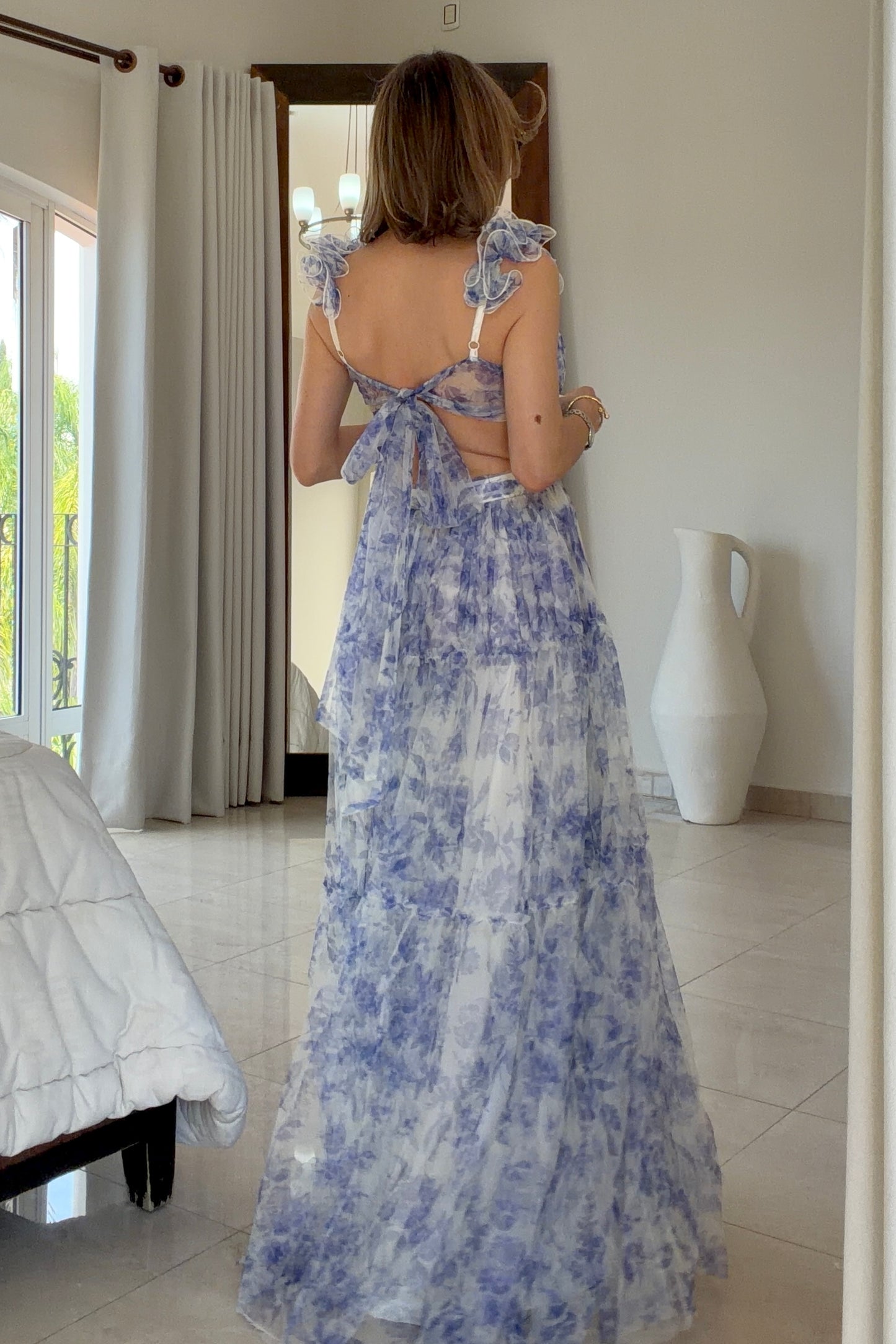 VESTIDO FLORAL CUT OUT