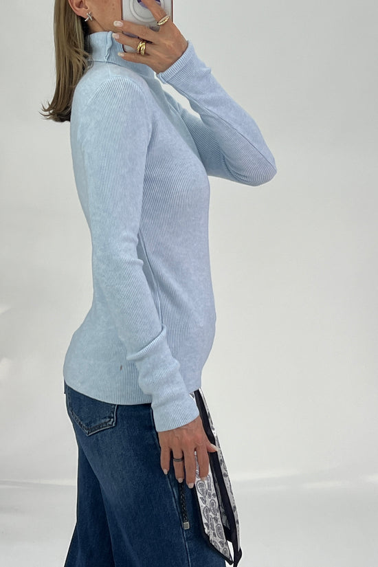 BLUSA CUELLO ALTO
