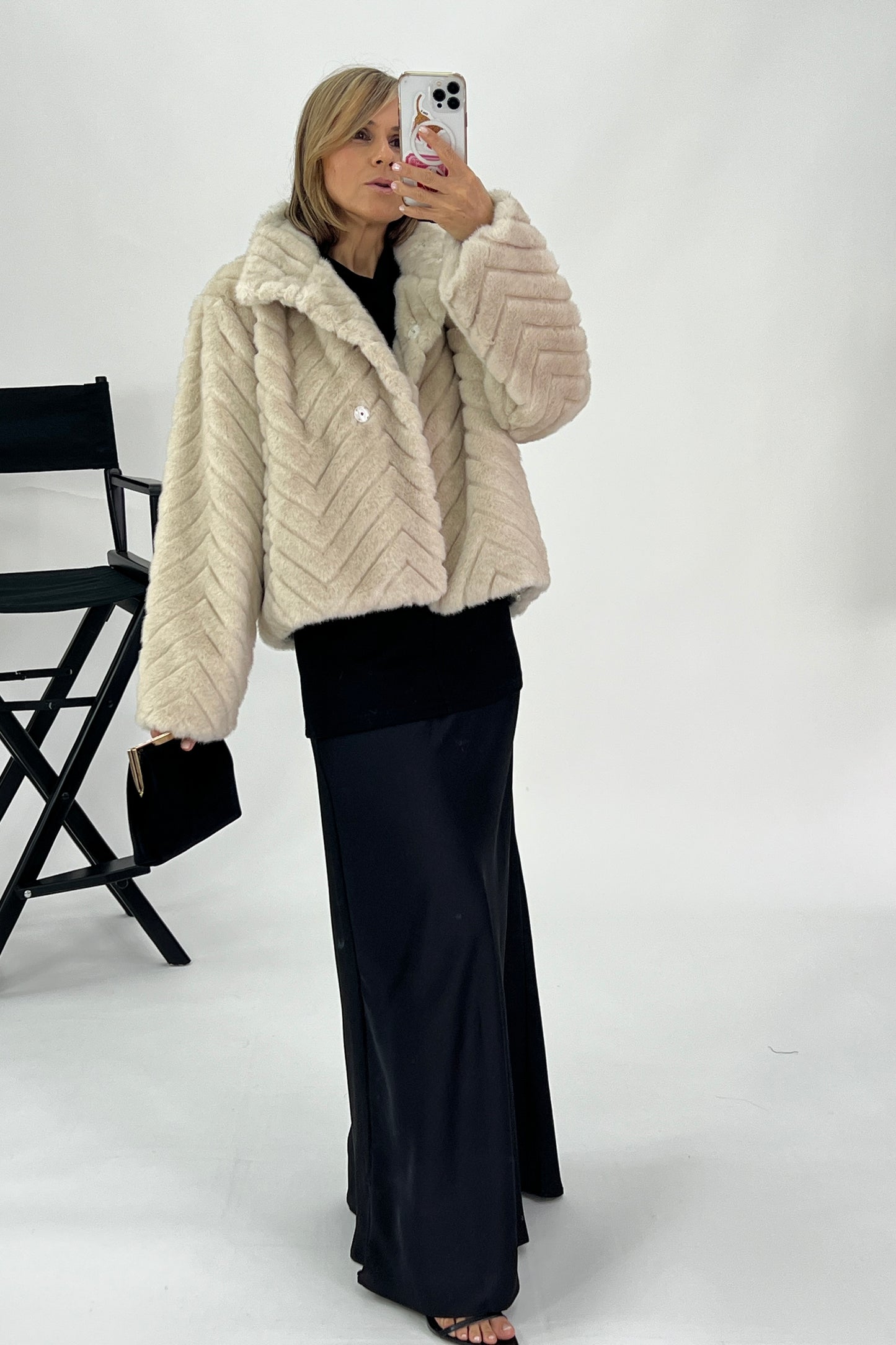 FUR COAT WITH PATTERN
