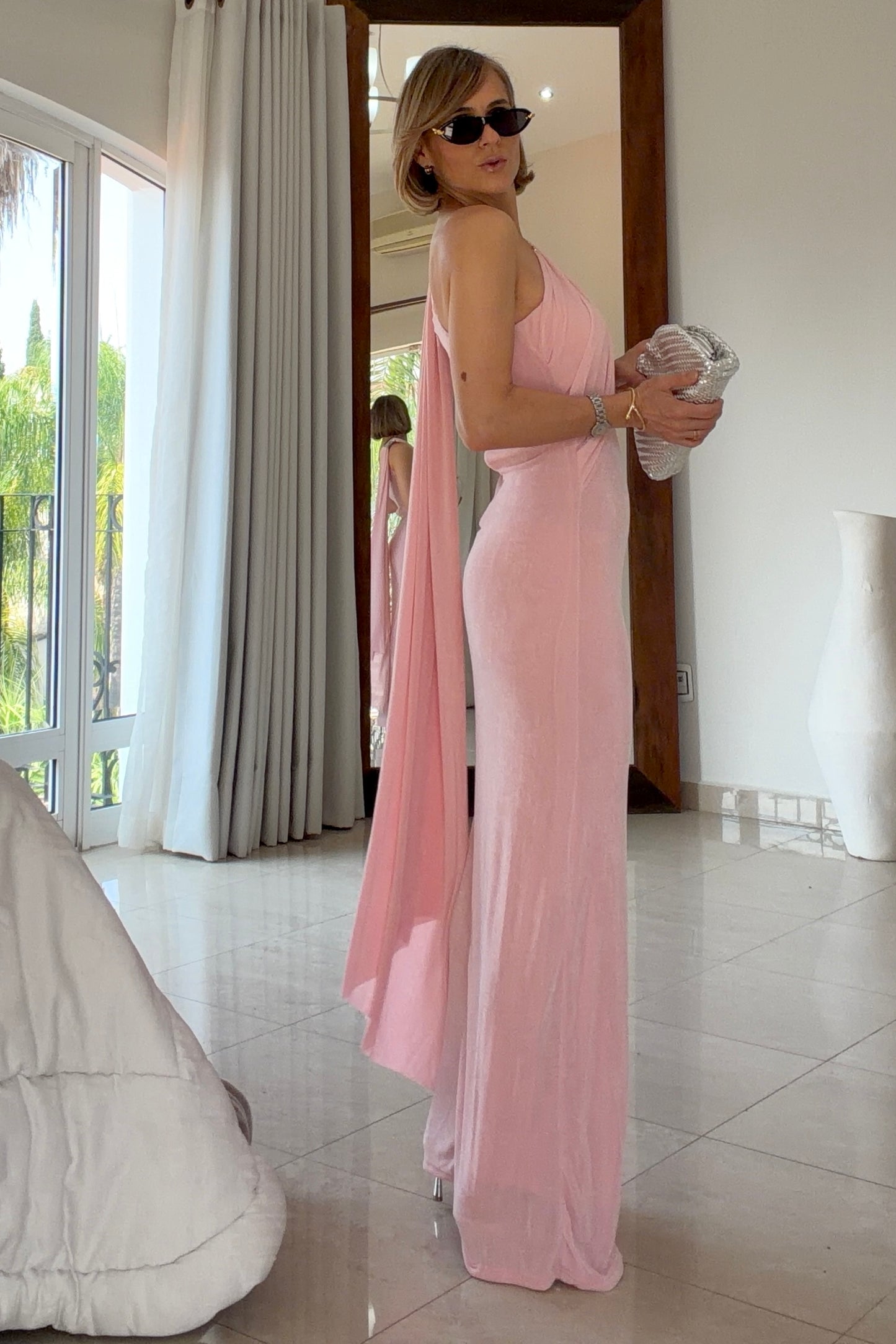 VESTIDO DETALLE HOMBRO