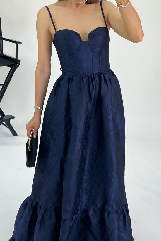 VESTIDO DETALLE EN TELA