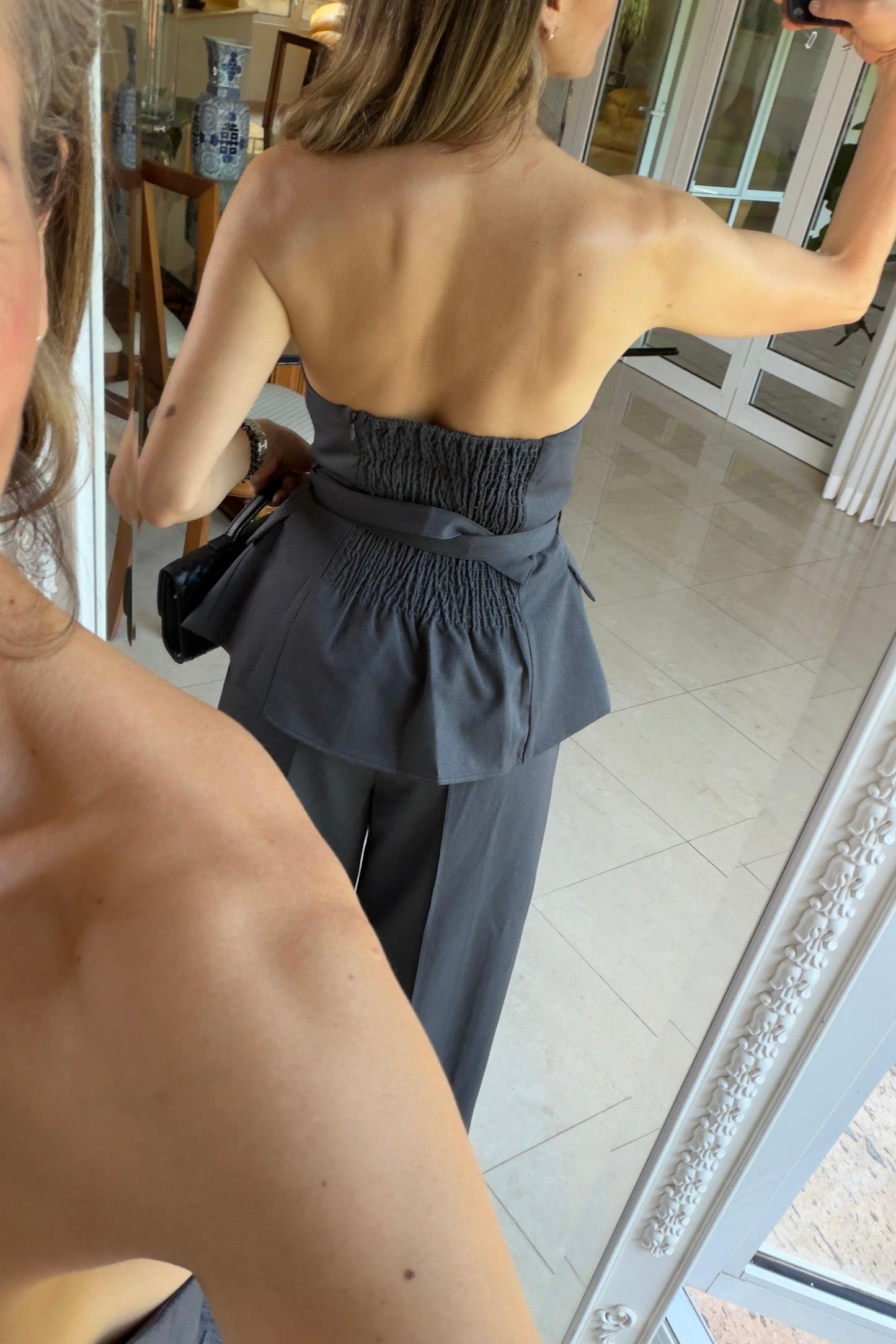 SET OFF SHOULDERS