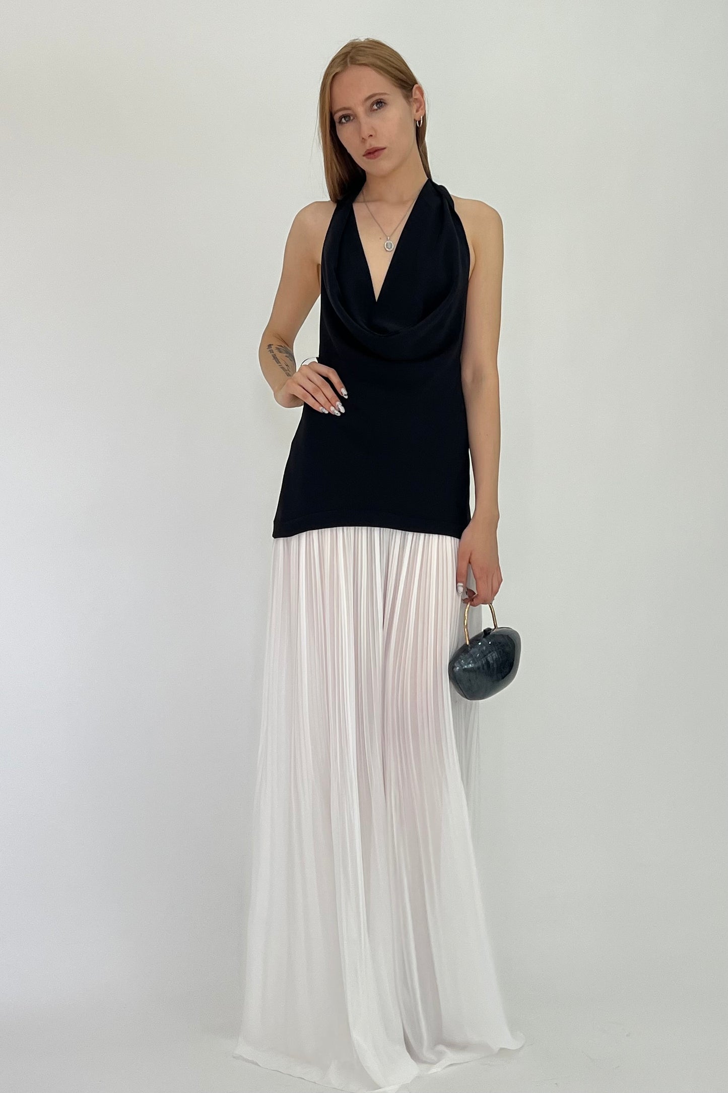 VESTIDO BAJO PLISADO
