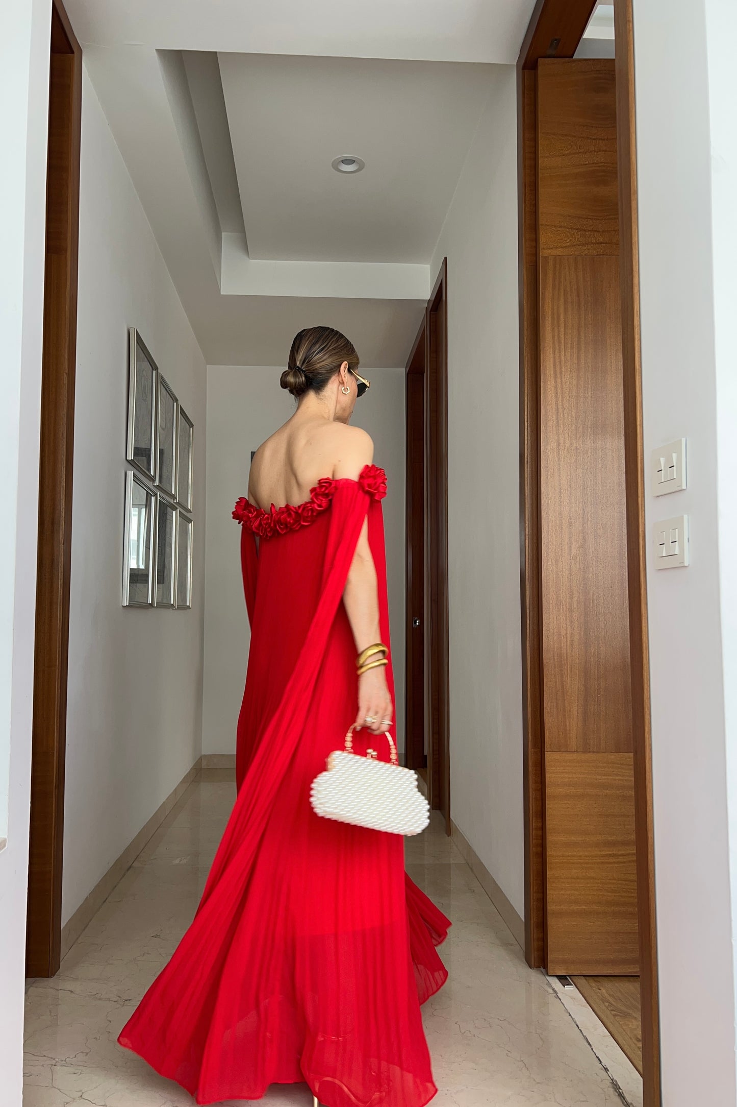 VESTIDO FLORES RESALTADAS