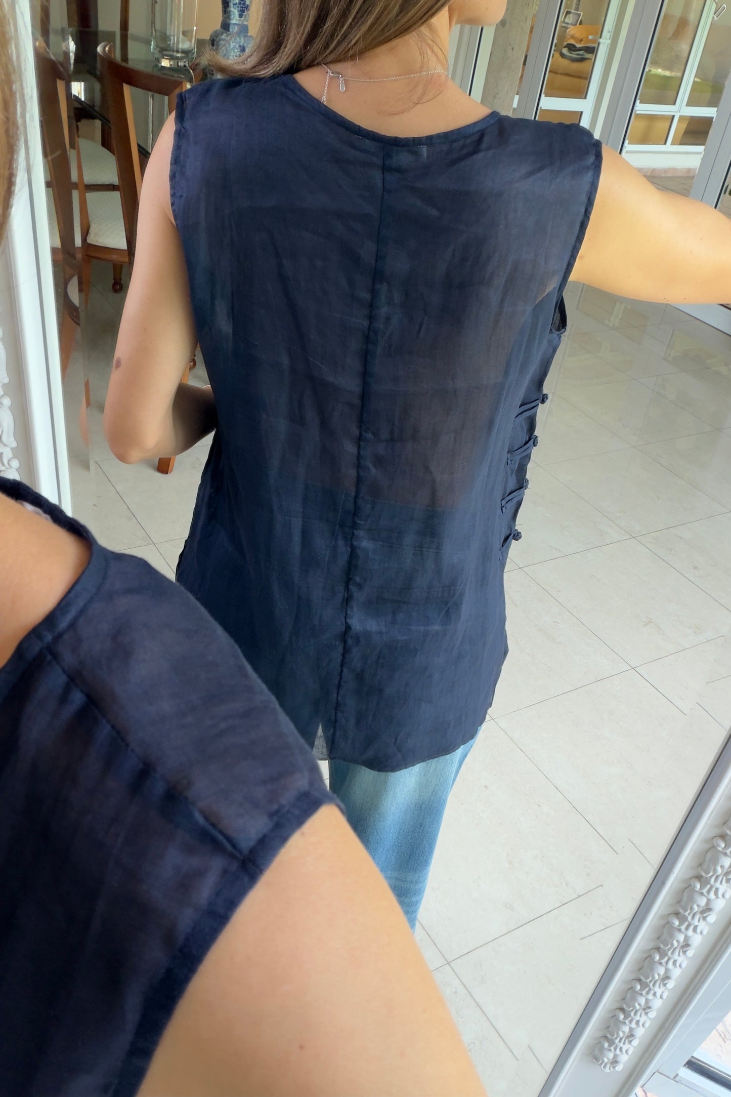 BLUSA DETALLES COSTADOS