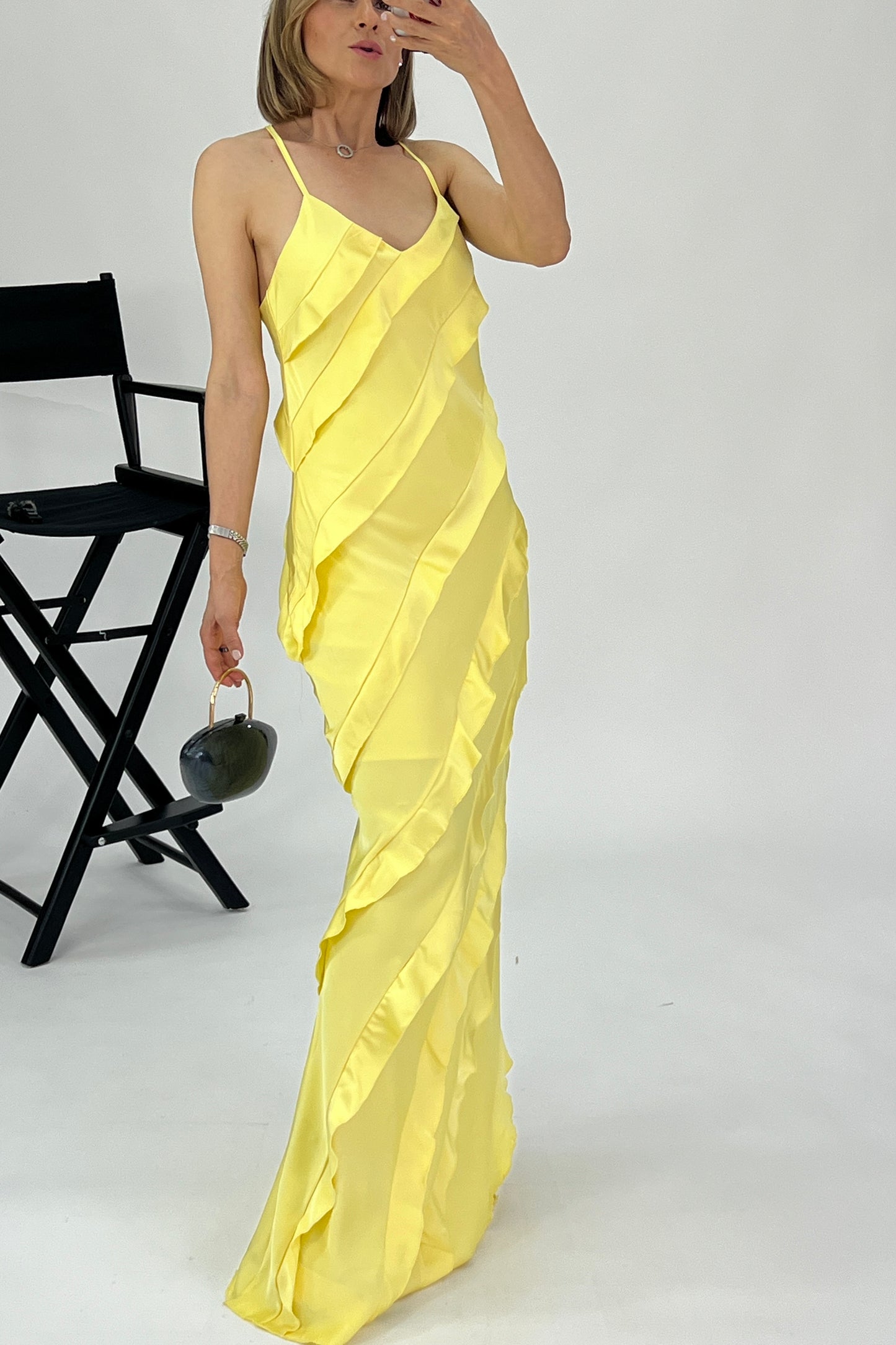 VESTIDO OLANES ASIMETRICOS