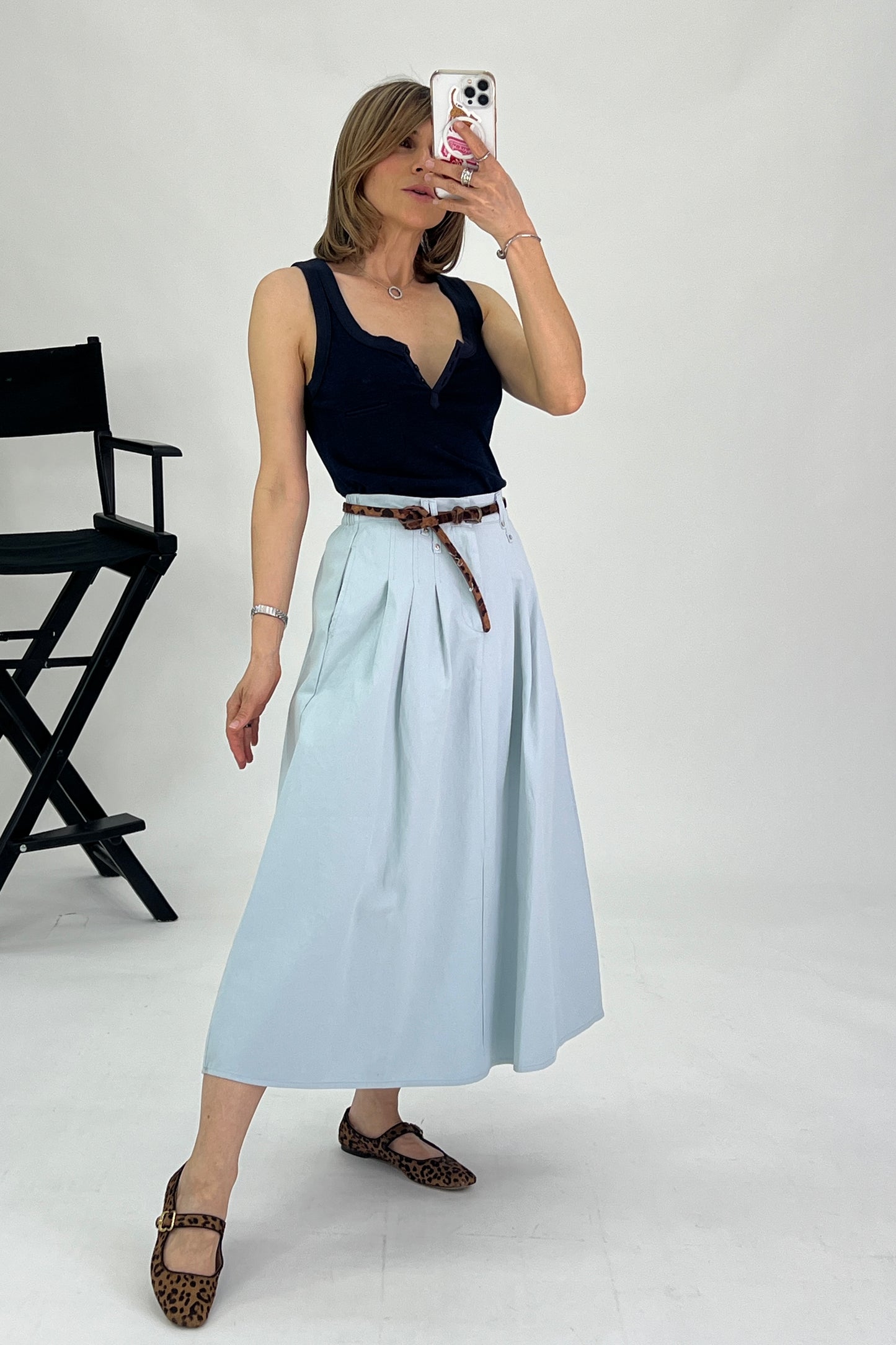 FALDA DETALLE PINZAS