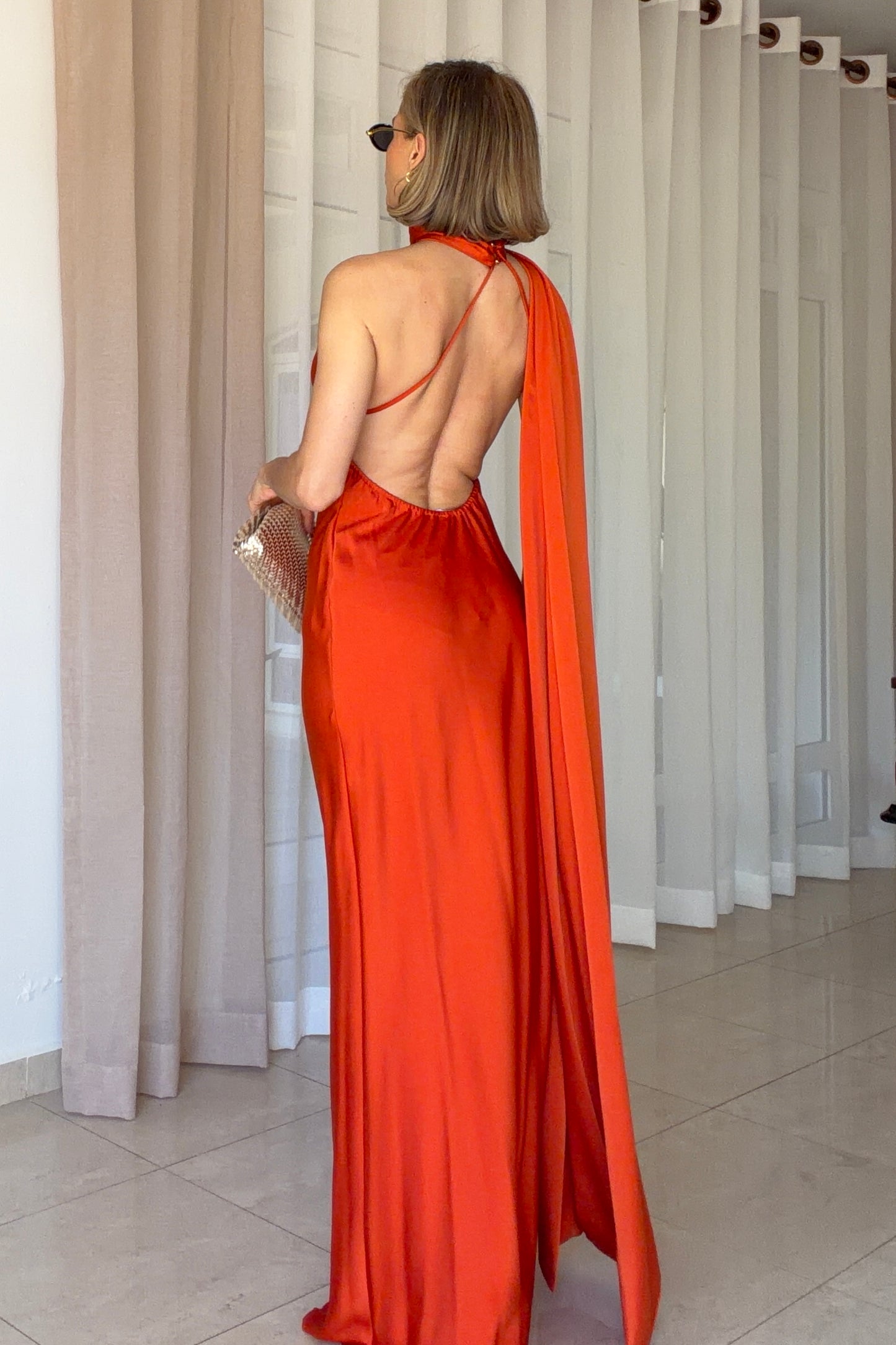 VESTIDO DETALLE CUELLO