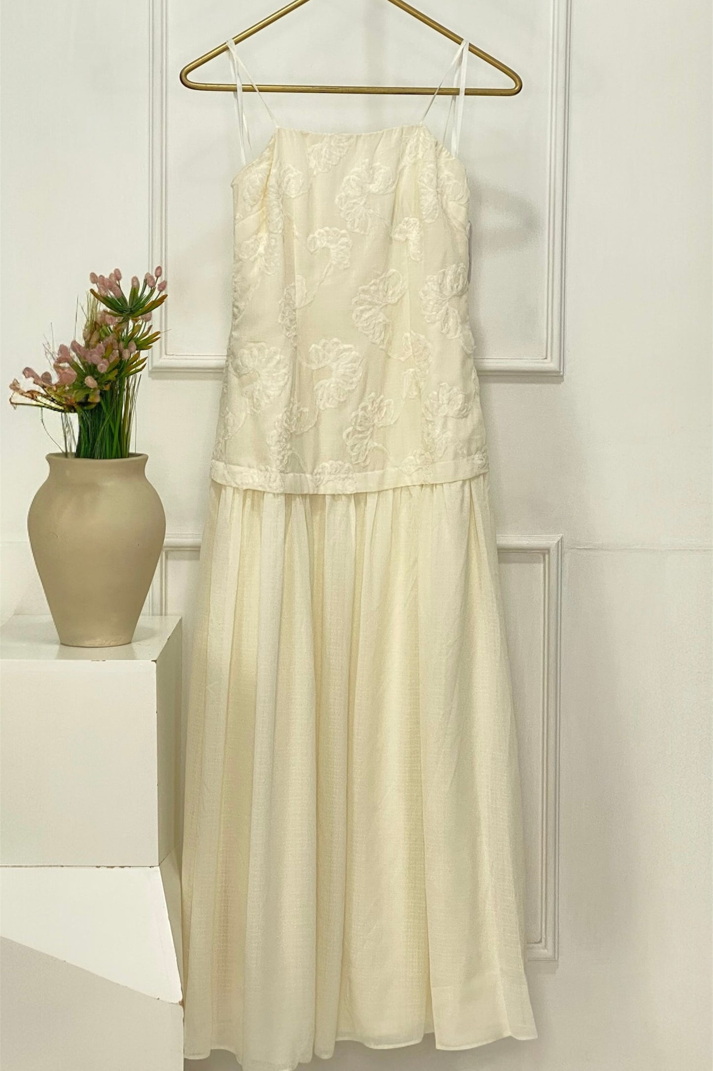 VESTIDO DISEÑO RESALTADO