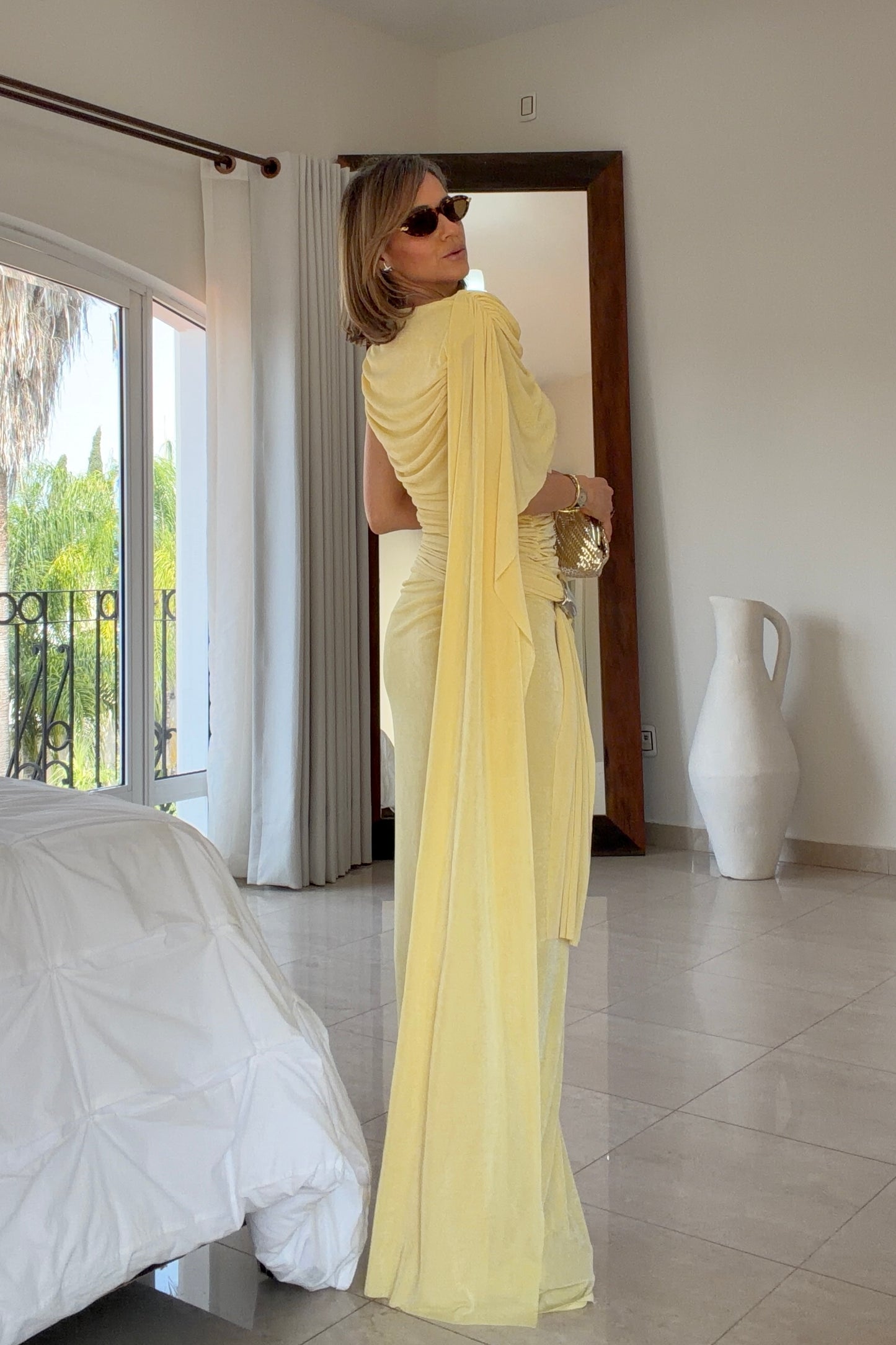 VESTIDO DETALLE HOMBRO