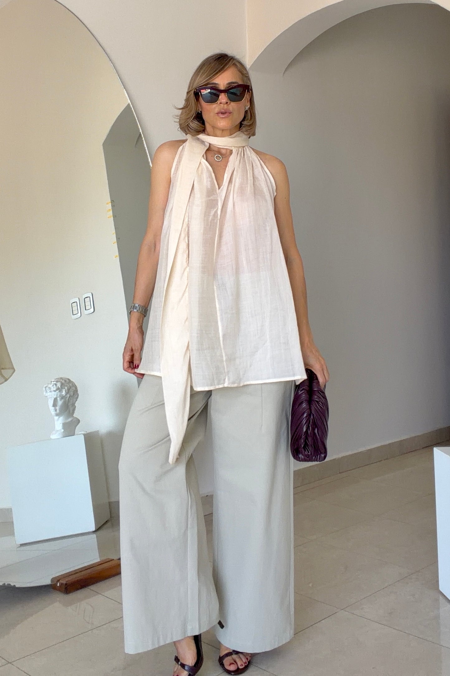 BLUSA DETALLE CUELLO